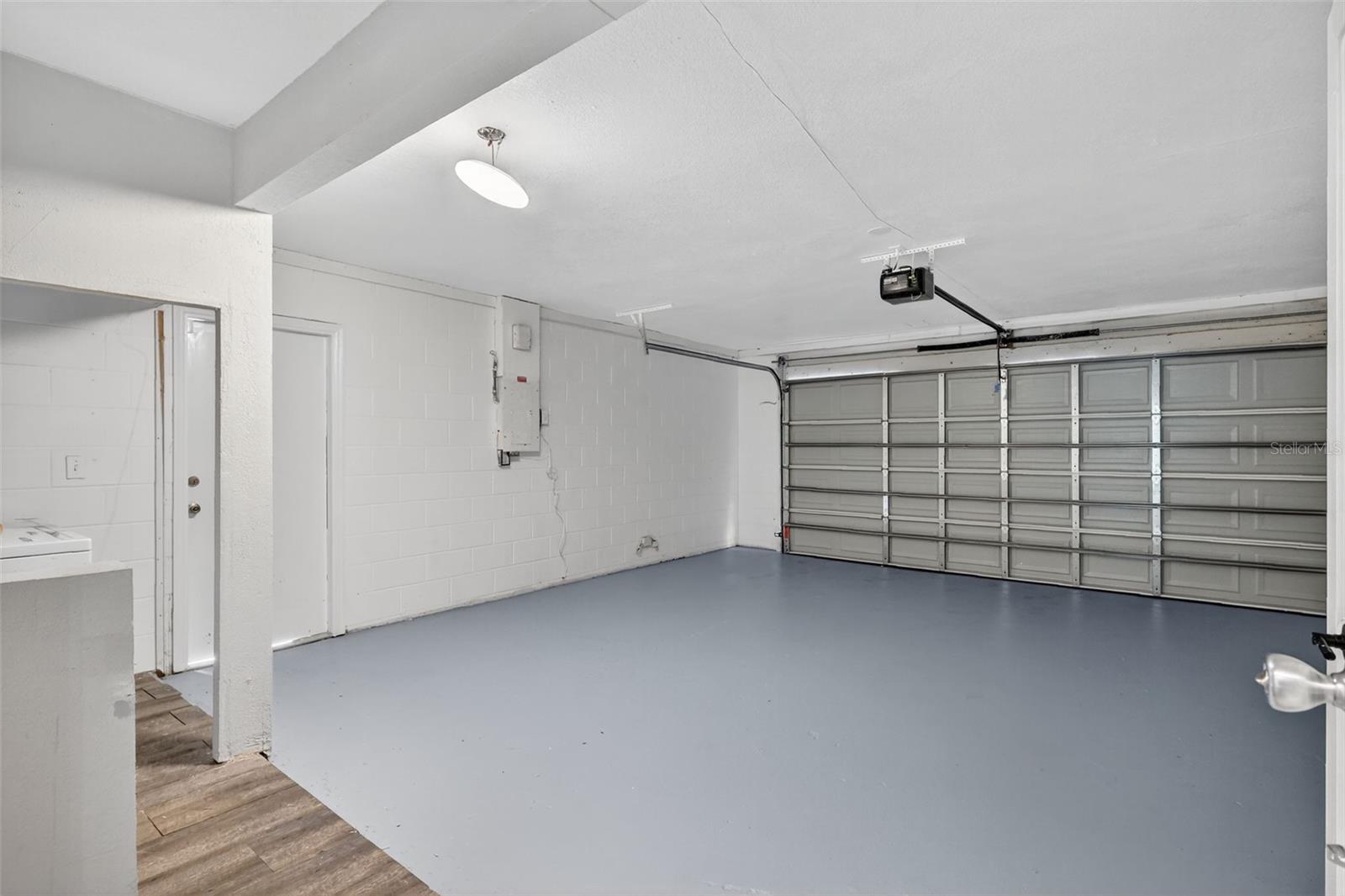 Garage New Epoxy Floors