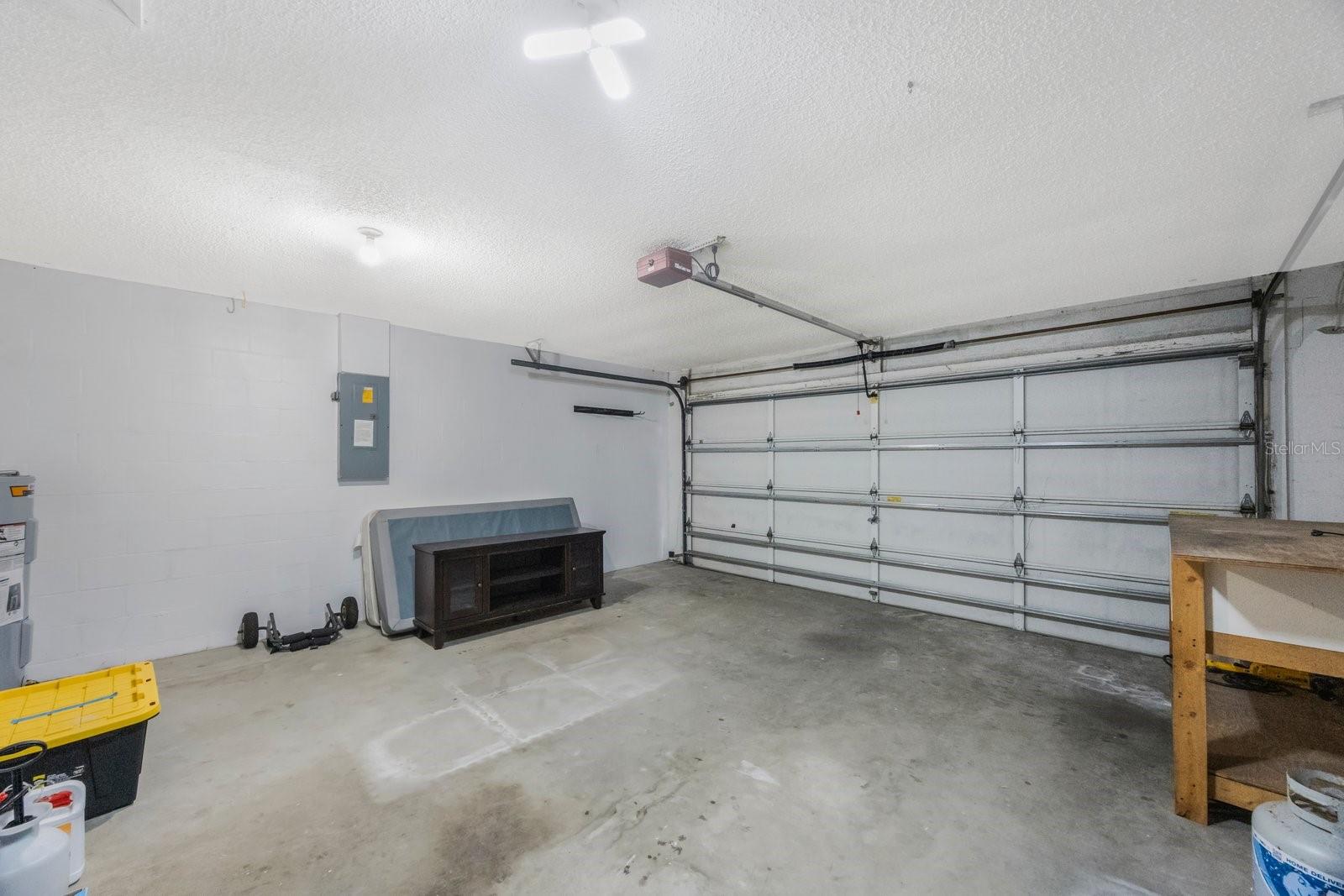 2-Car Garage