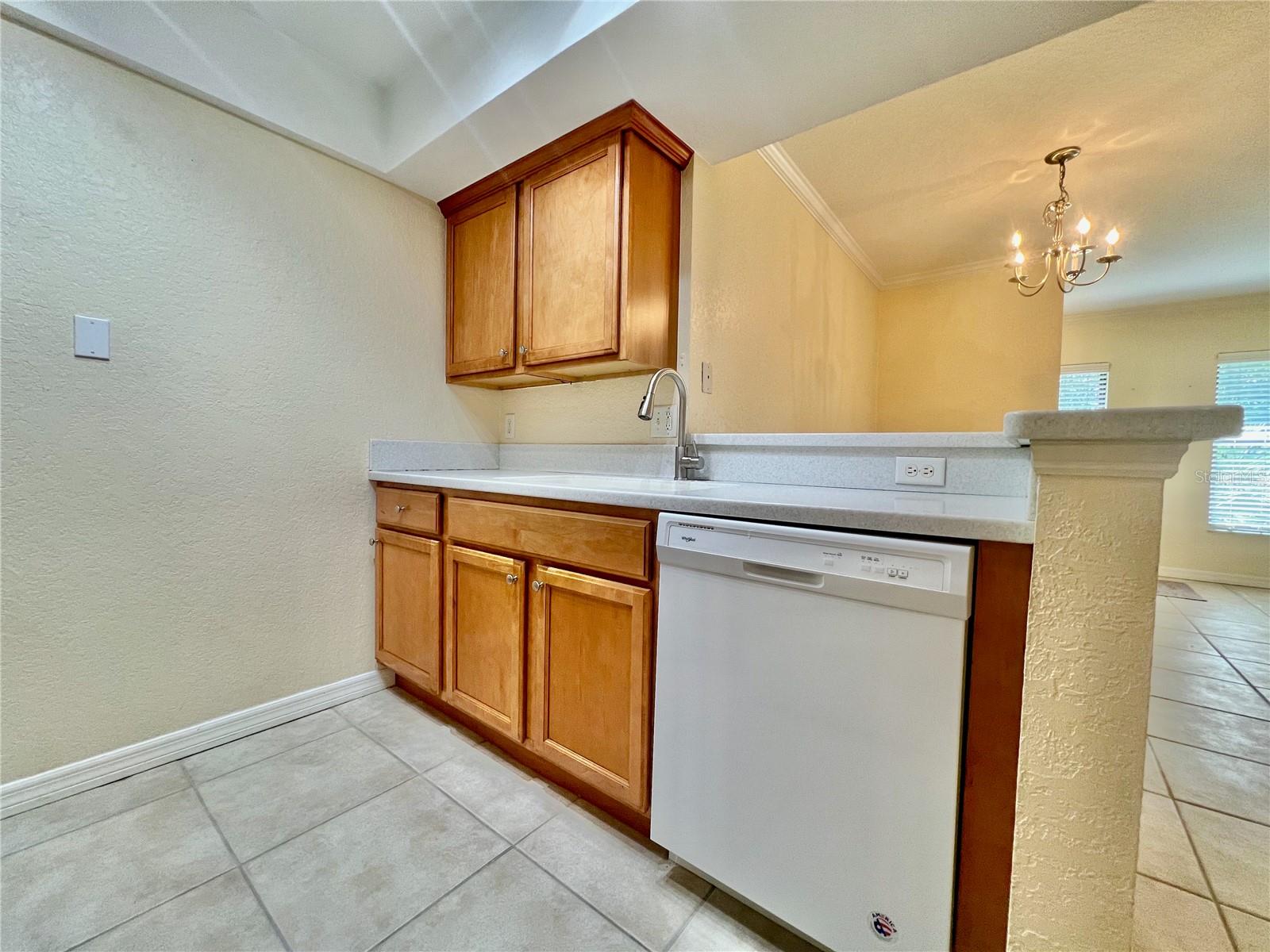 Neutral paint throughout