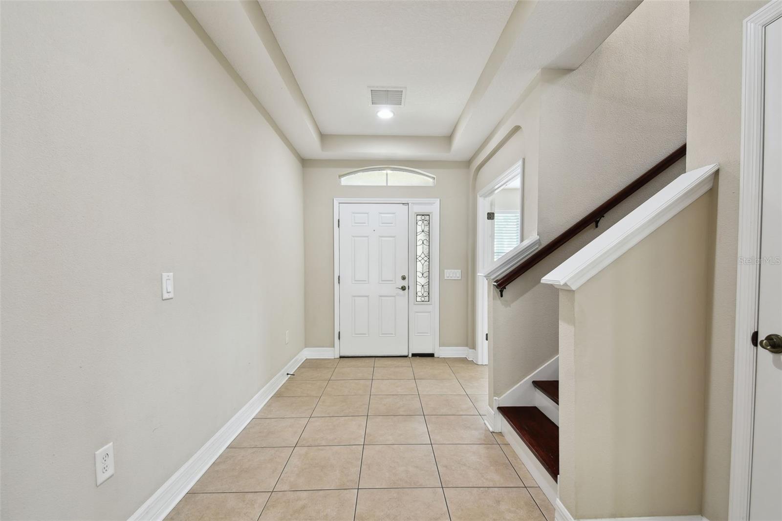 Large foyer!