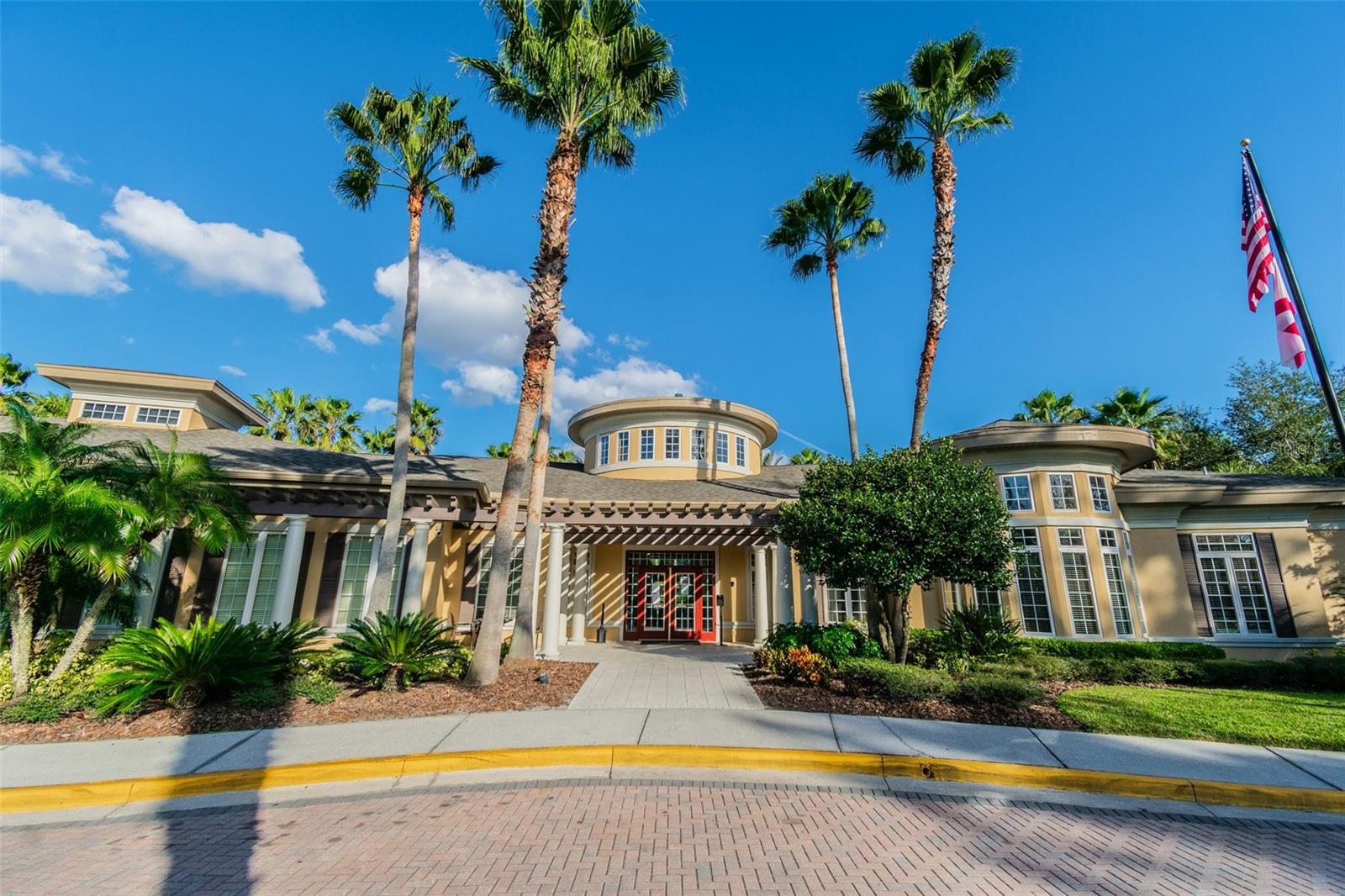 Clubhouse w/ fitness center, cafe, movie theatre, and meeting room!
