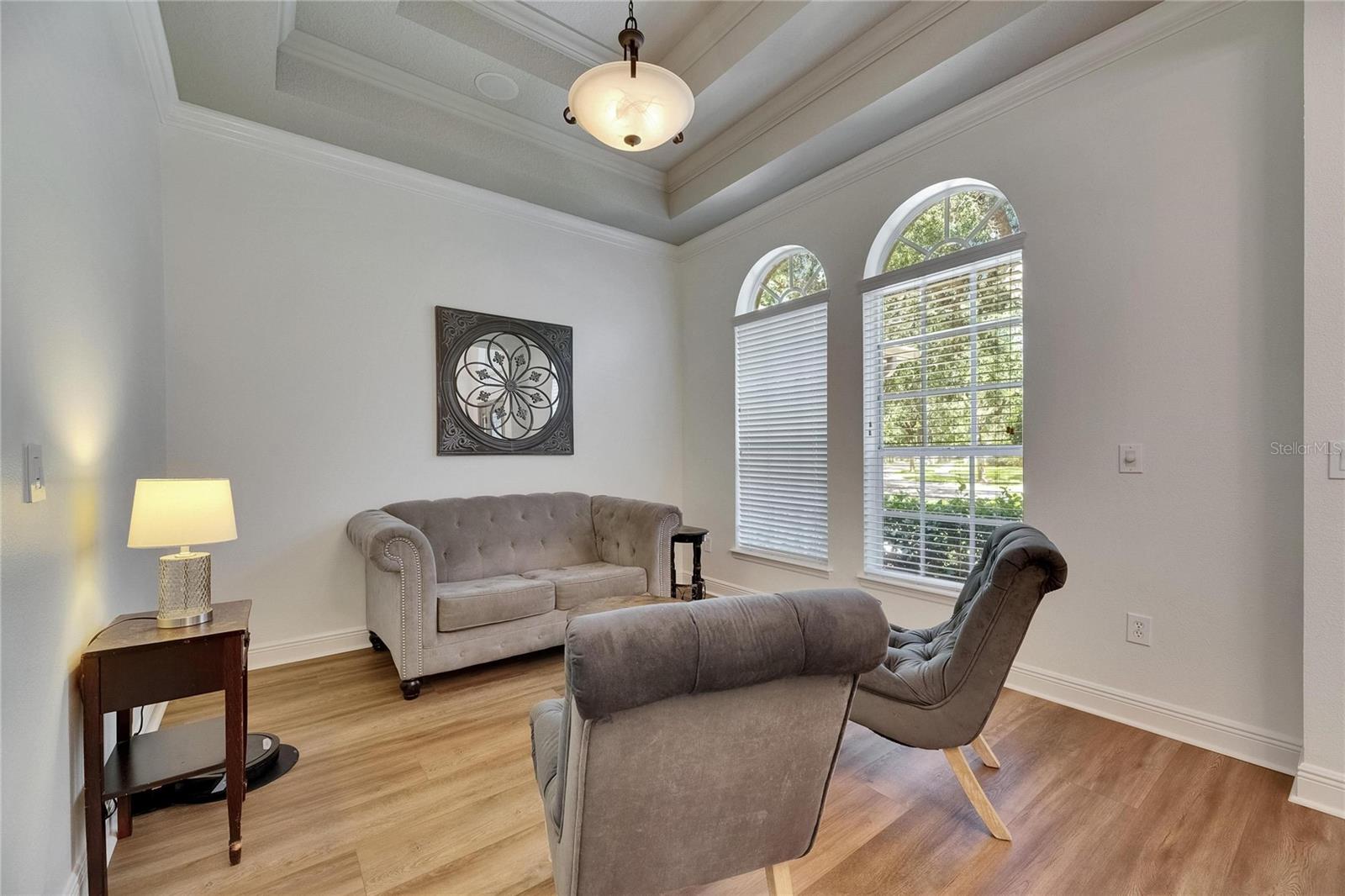 Dining/Formal Living