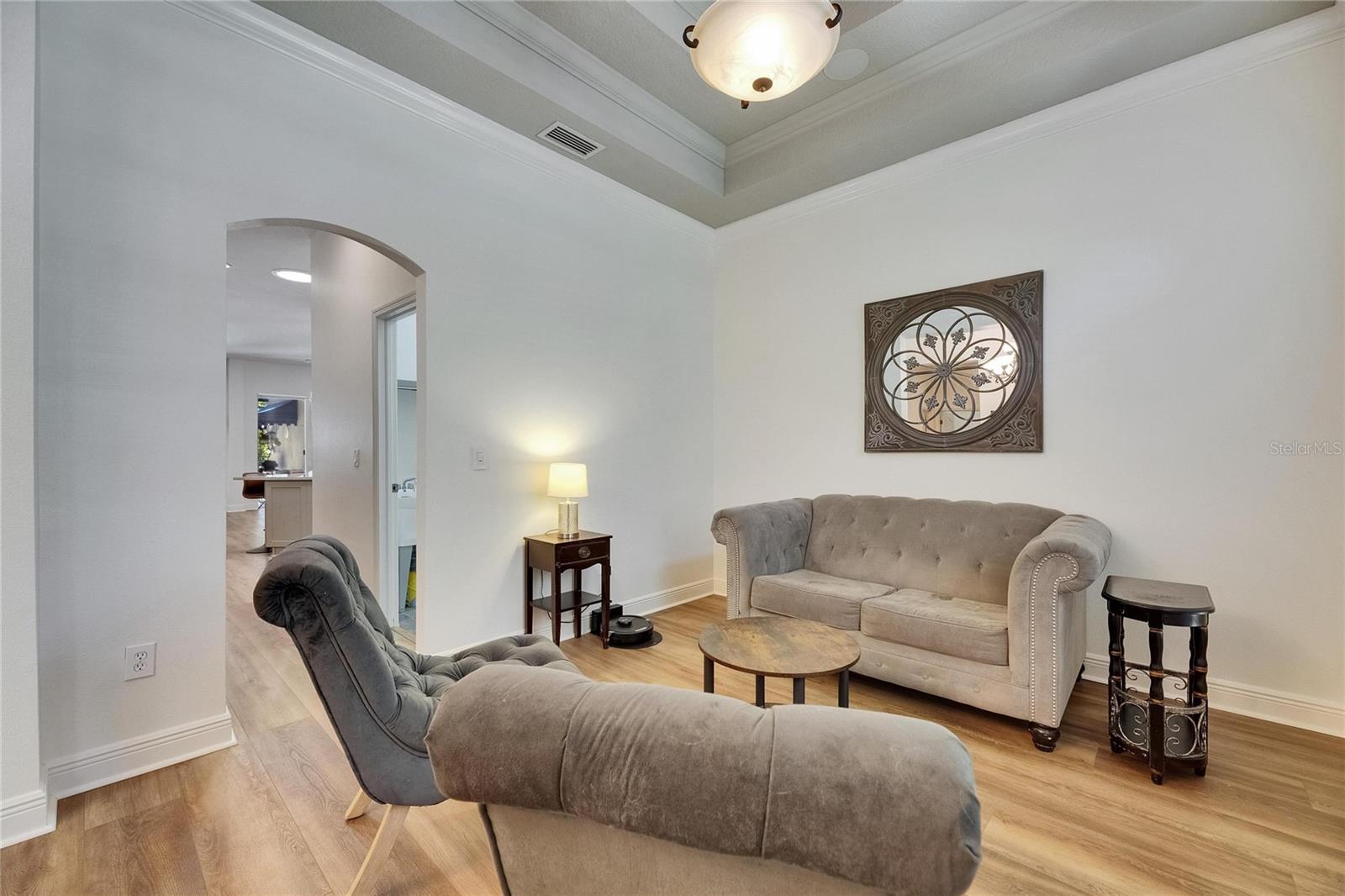 Dining/Formal Living