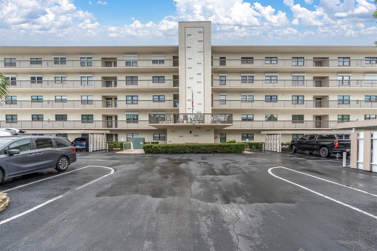 8198 Terrace Garden Dr N, #511