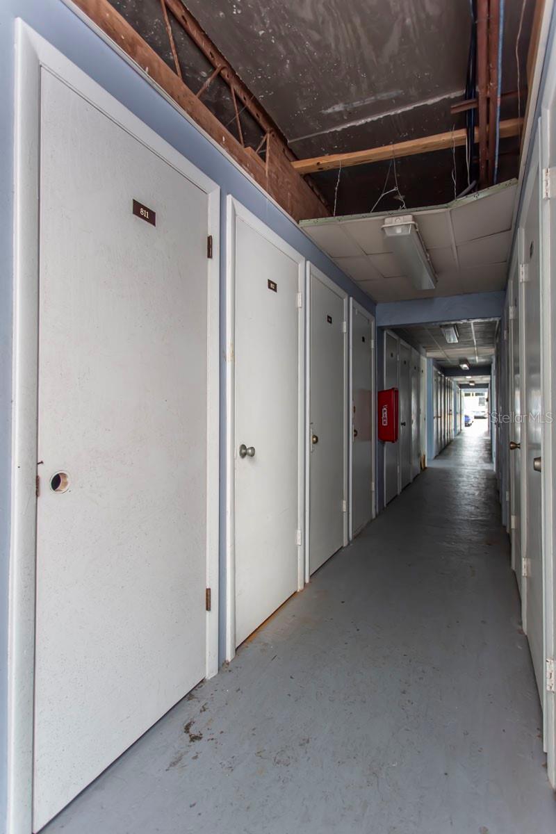 Storage room 812