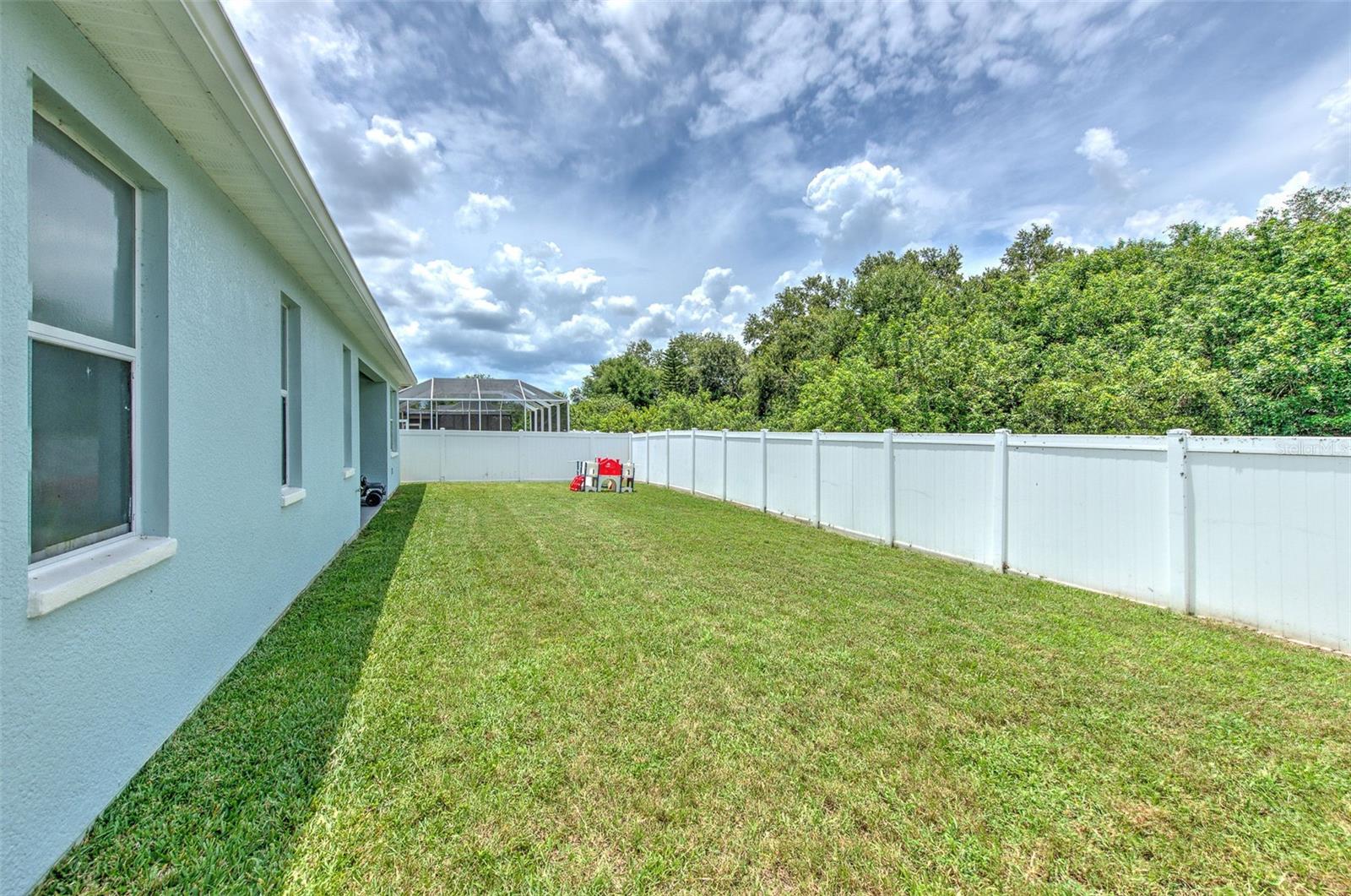 Ample yard space