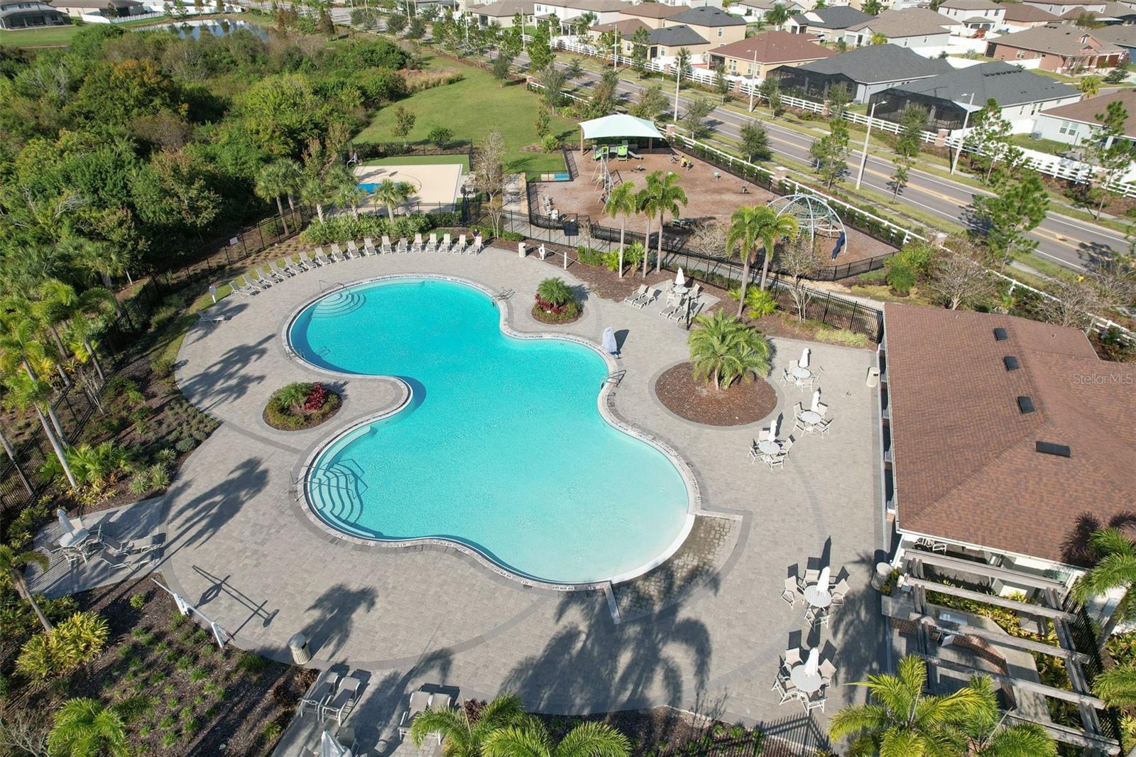 Community pool