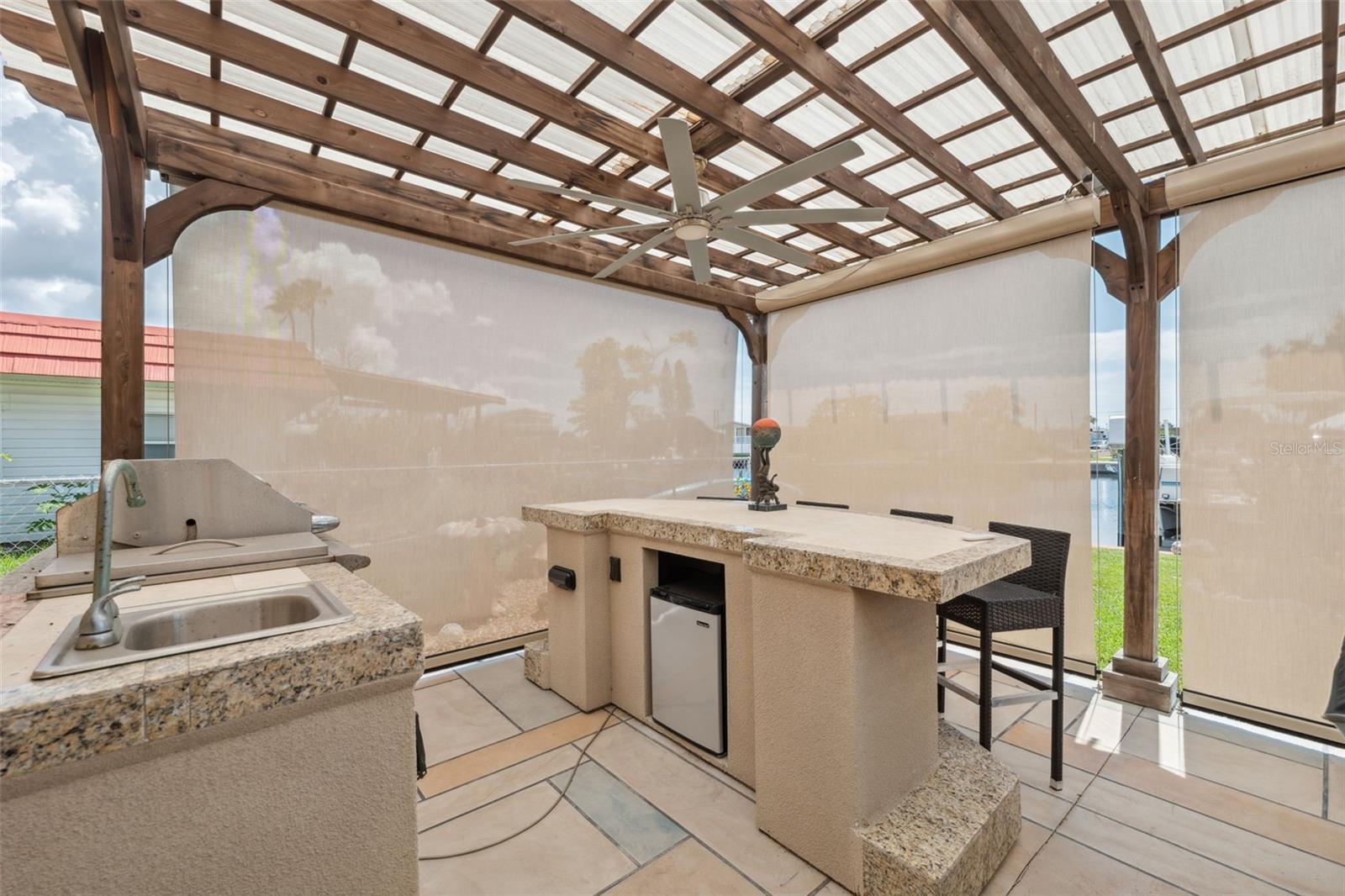 Pergola/ Bar Area