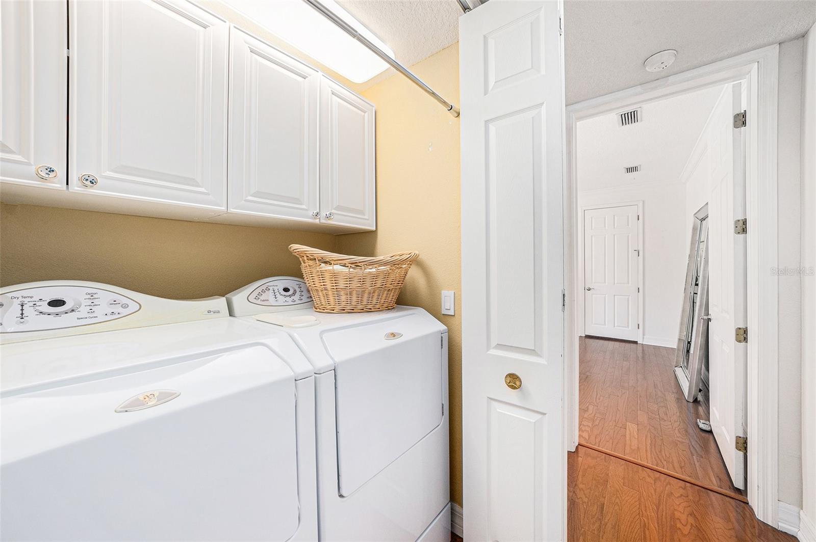 Laundry Closet-Full size washer and dryer