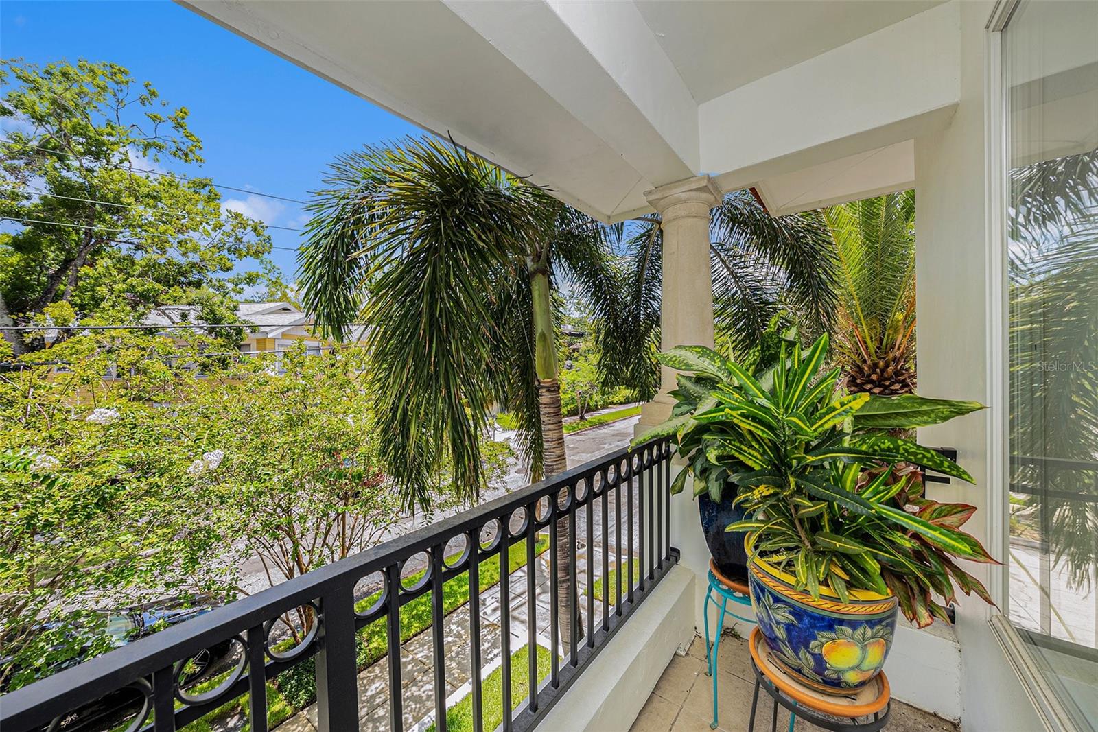 Front facing terrace