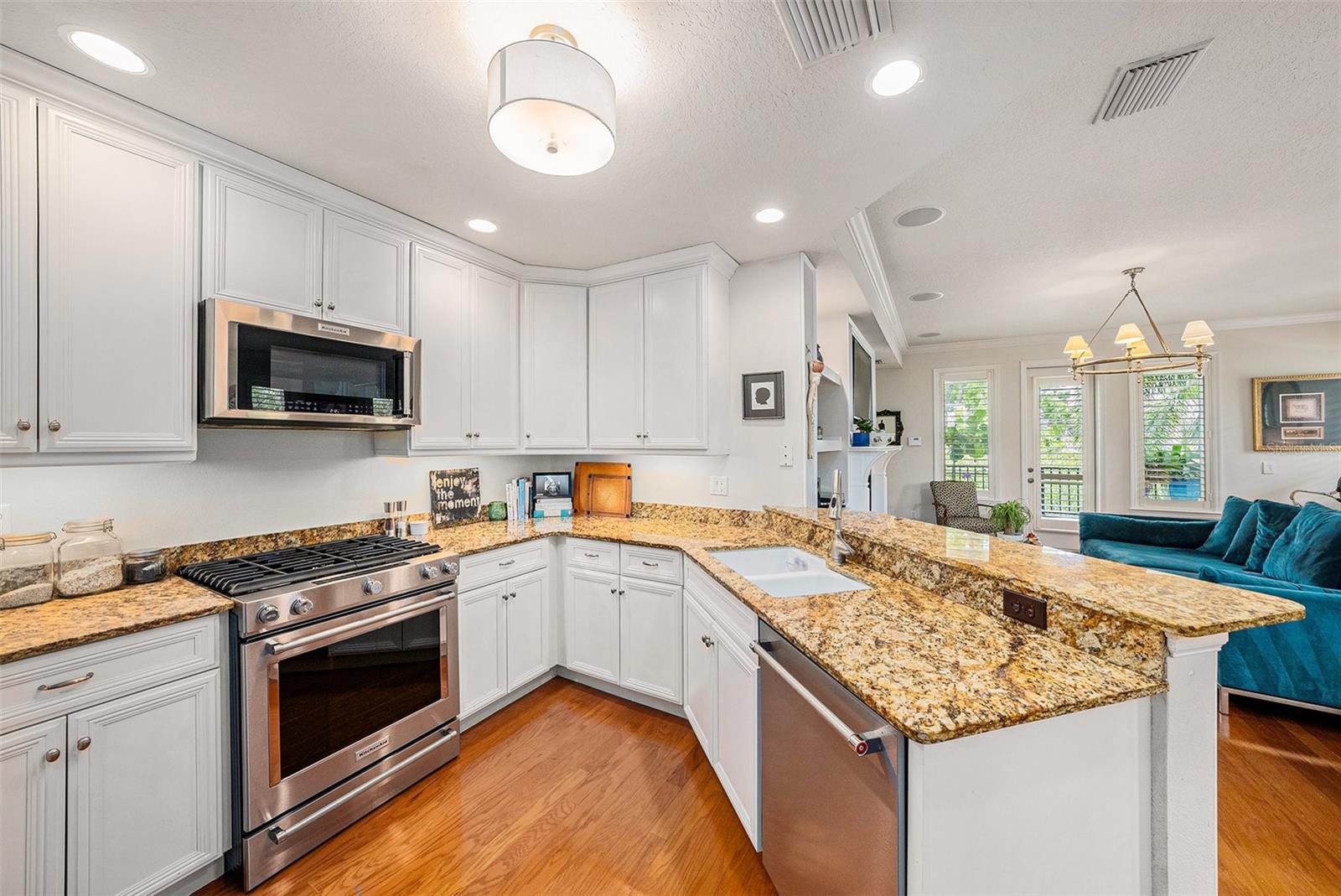 Spacious Kitchen