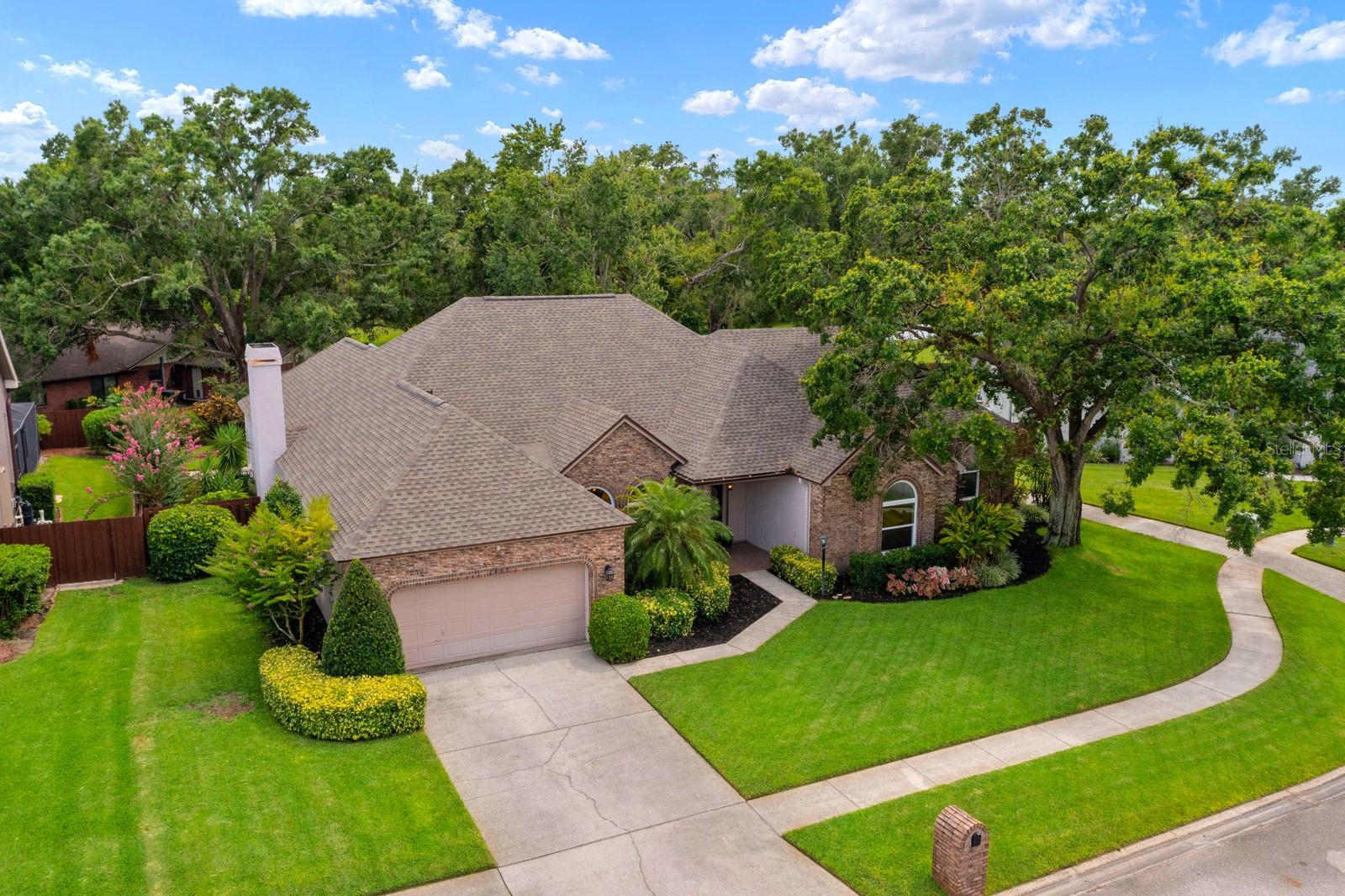 There are two driveways on this property.....the second driveway is on the right side of this photo.