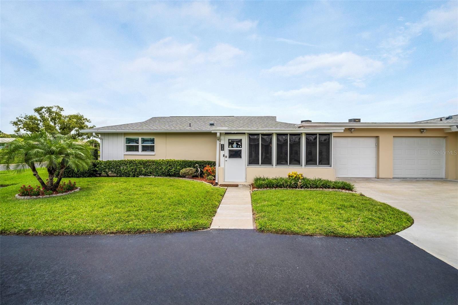 Upgraded hurricane impact garage door & big enough for your car & golf cart too~