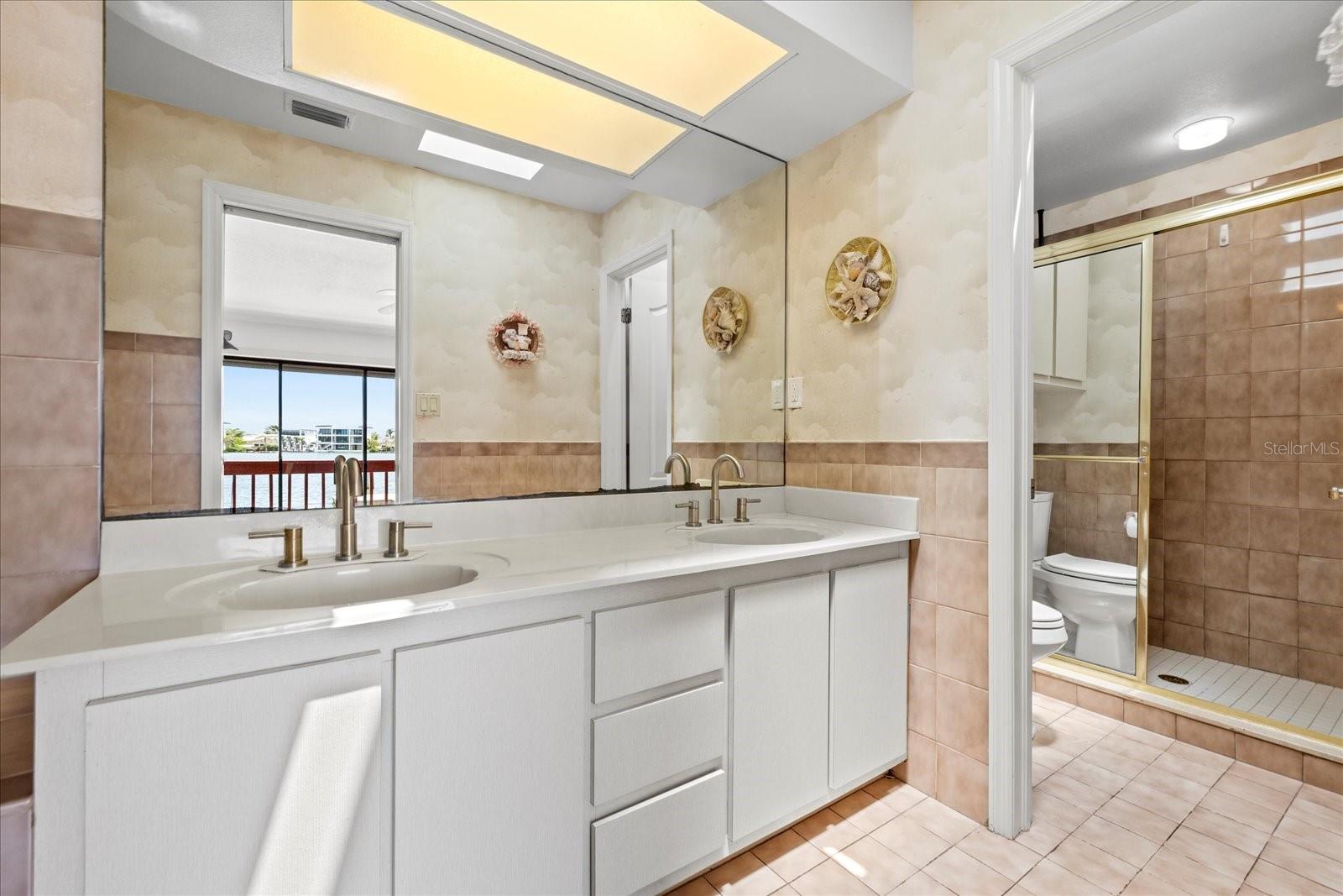Primary ensuite
