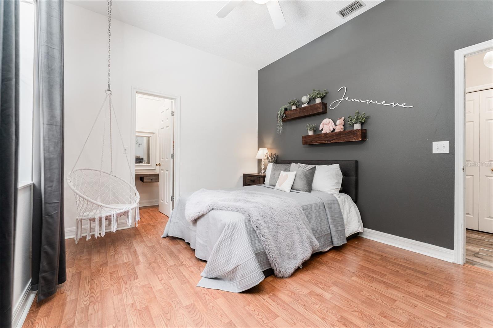 Bed 2 with Walk in Closet