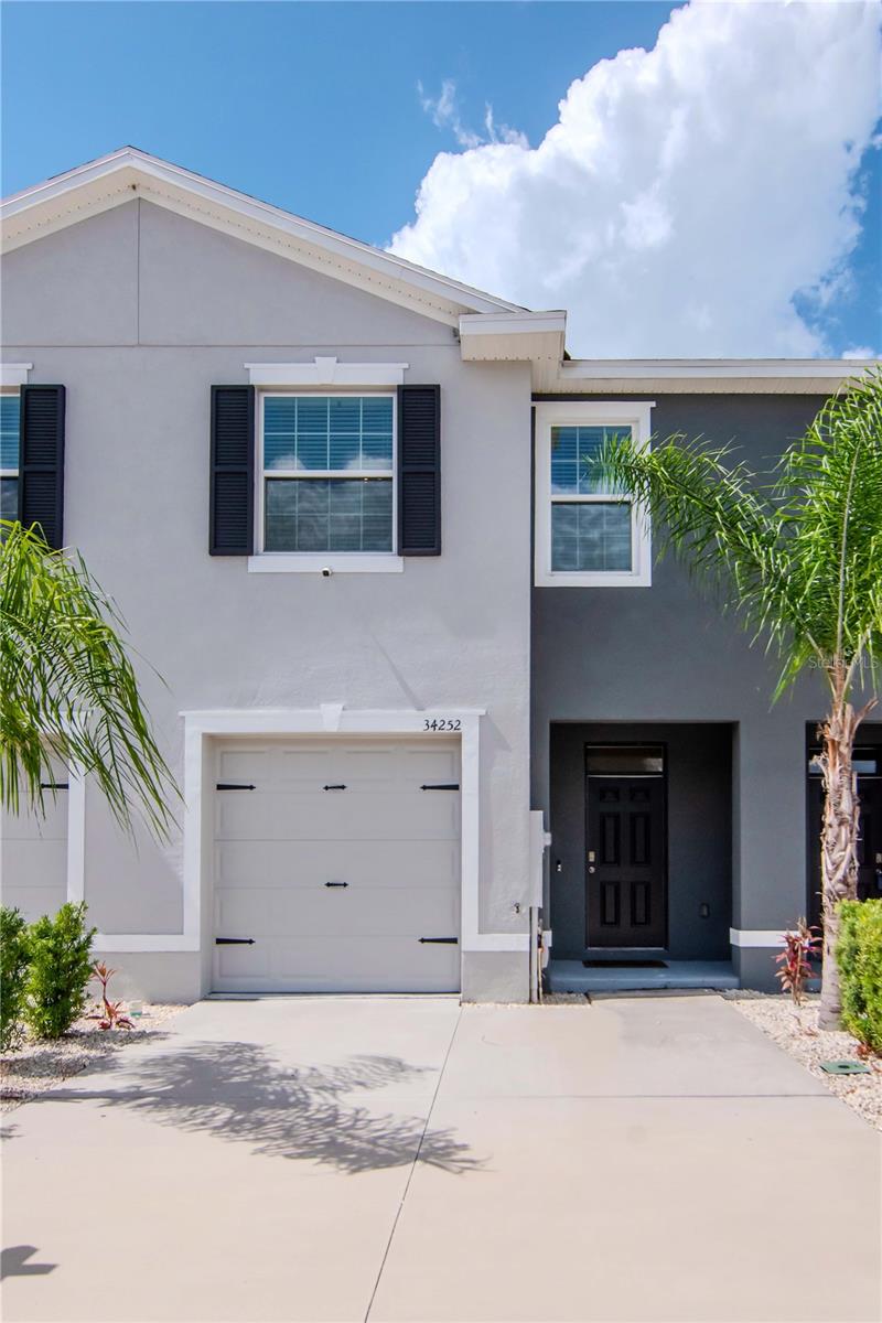 Double Driveway. 1-Car Garage