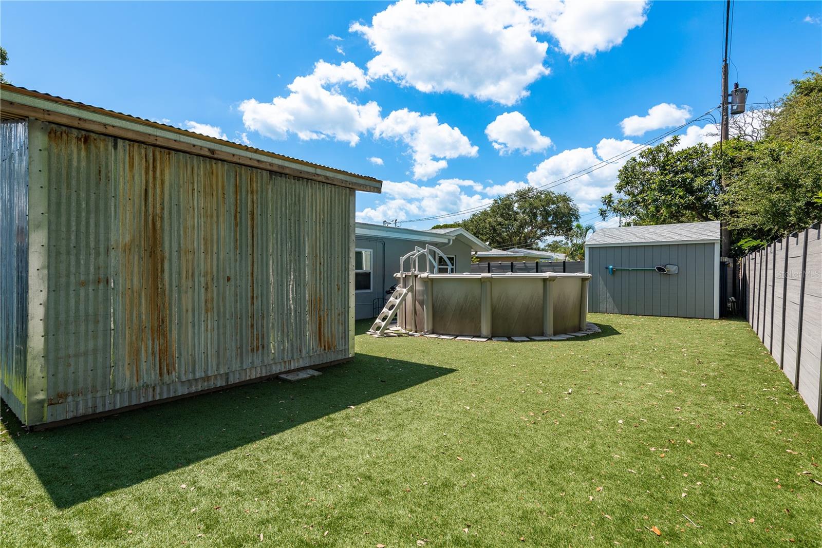 Workshop and Above ground pool