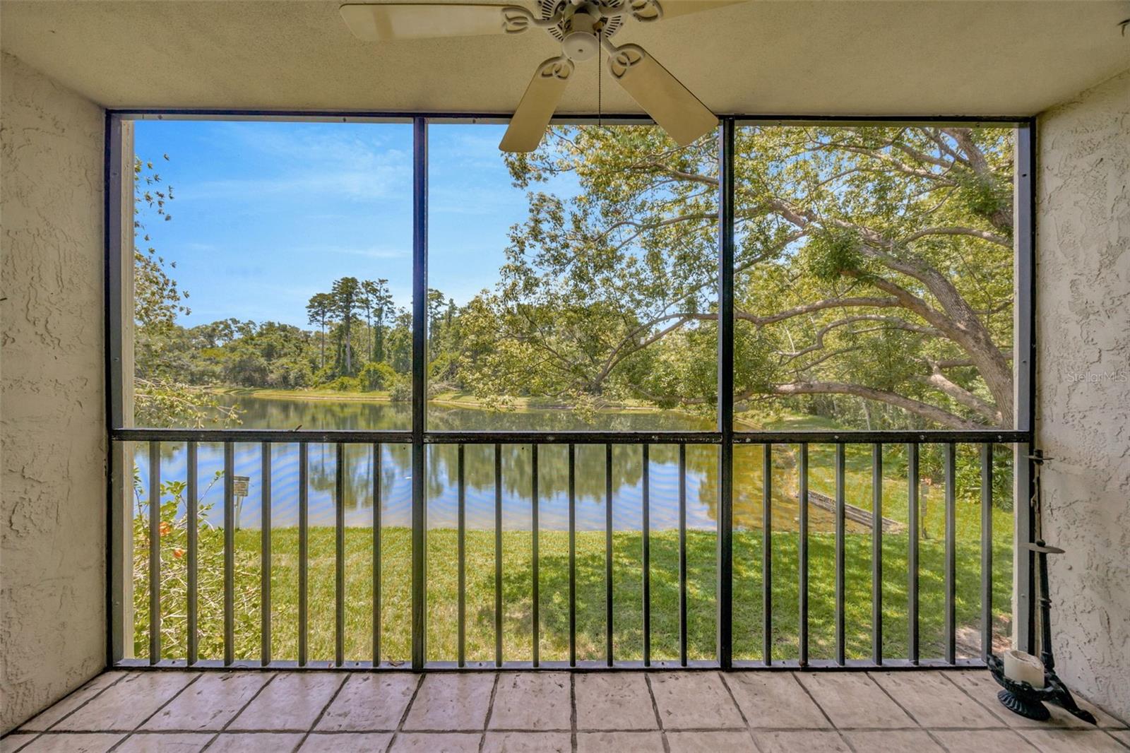 Private Screened Patio