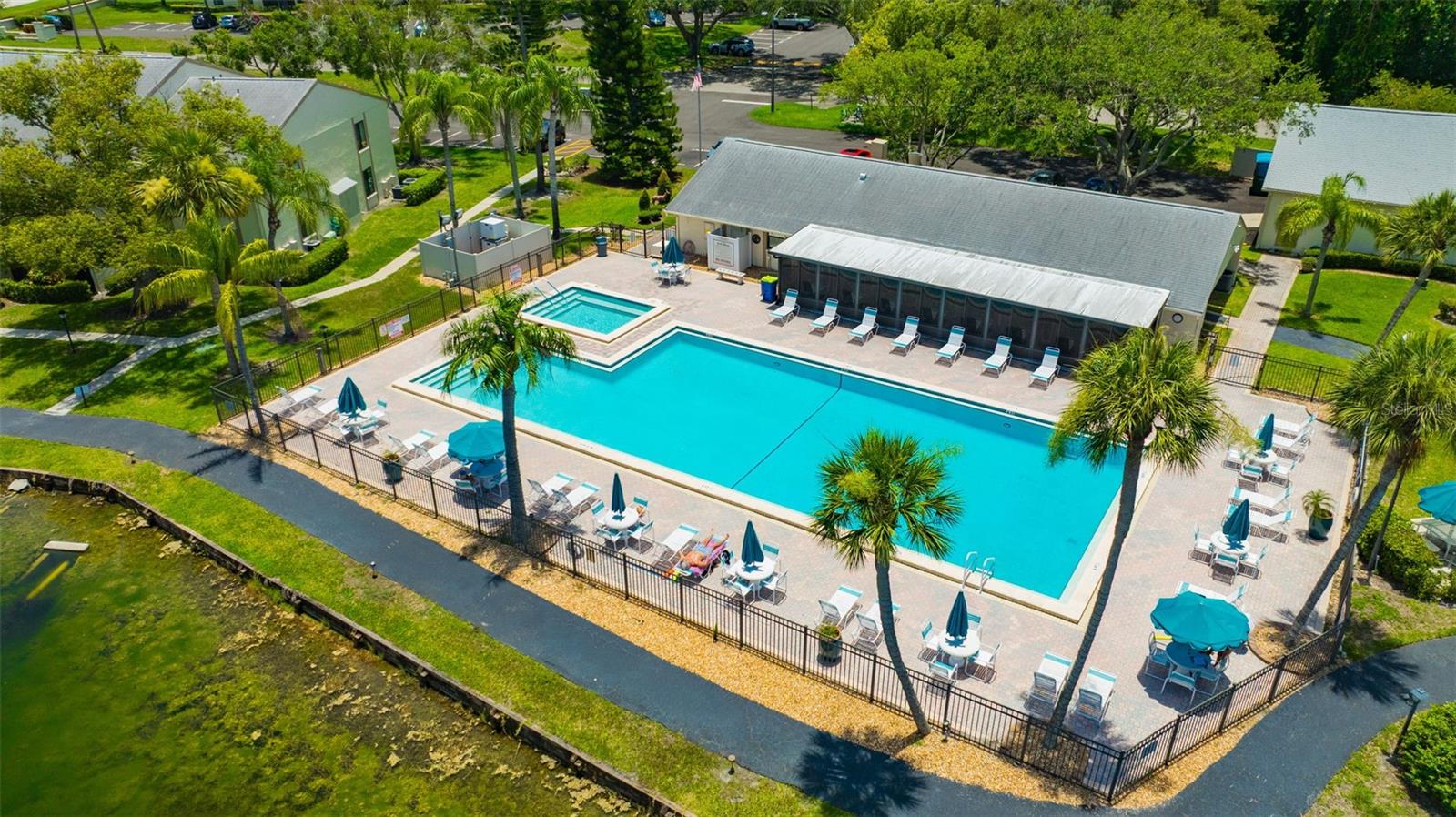 Community Pool/Clubhouse