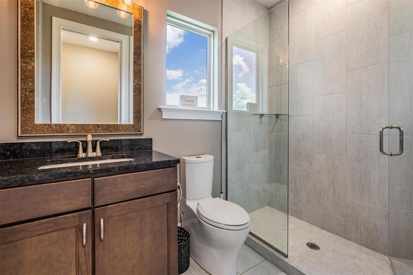Upstairs full bath