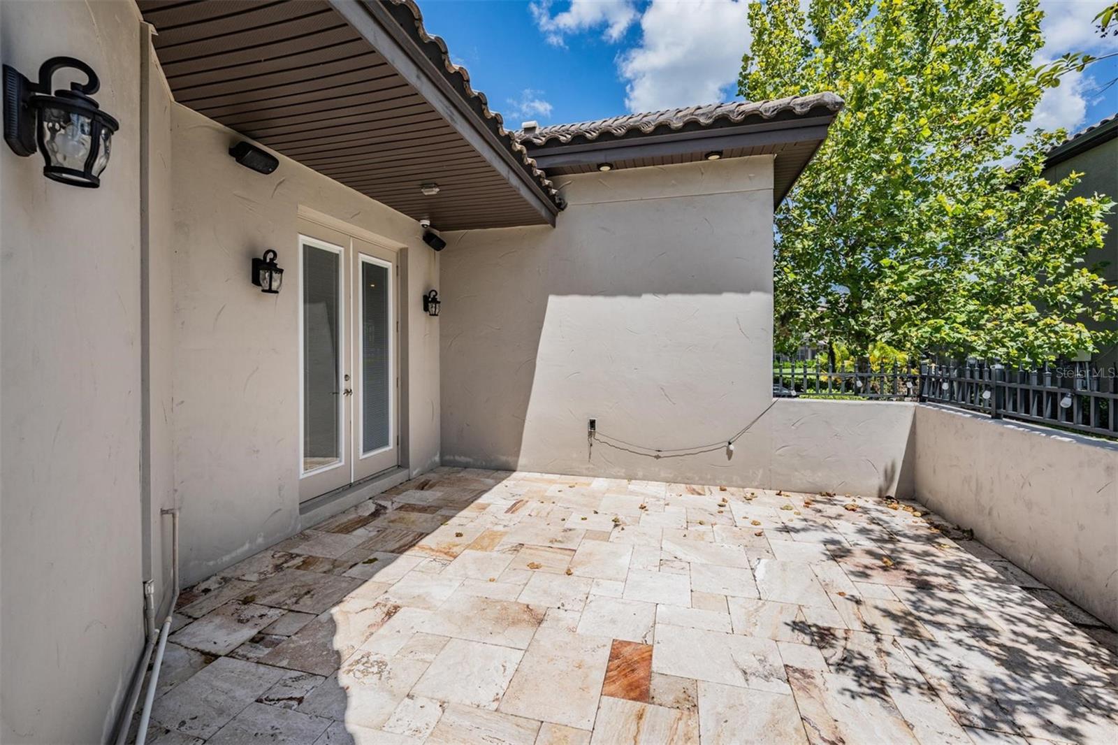 Courtyard patio off the Kitchen