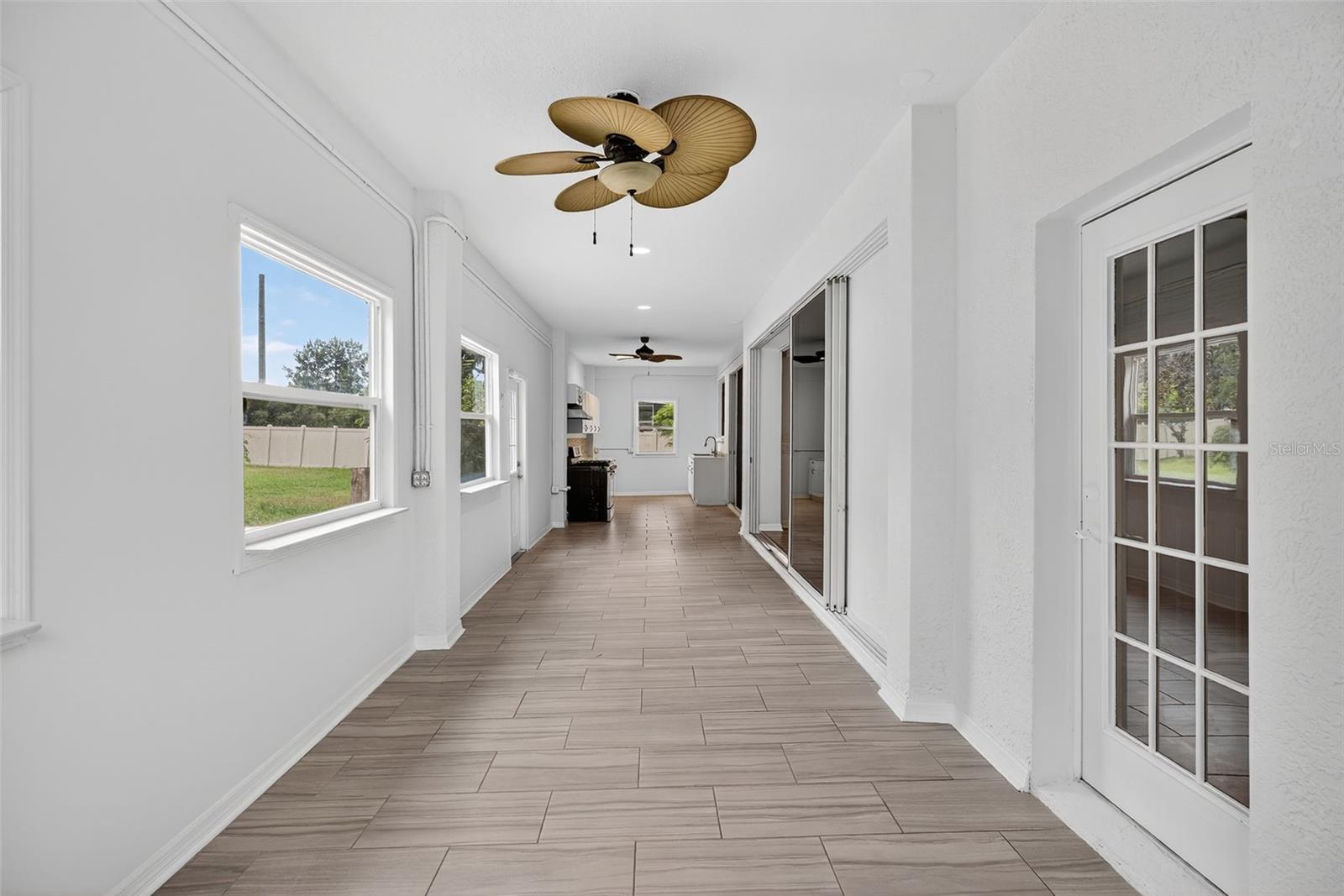 enclosed patio w/ ktichen