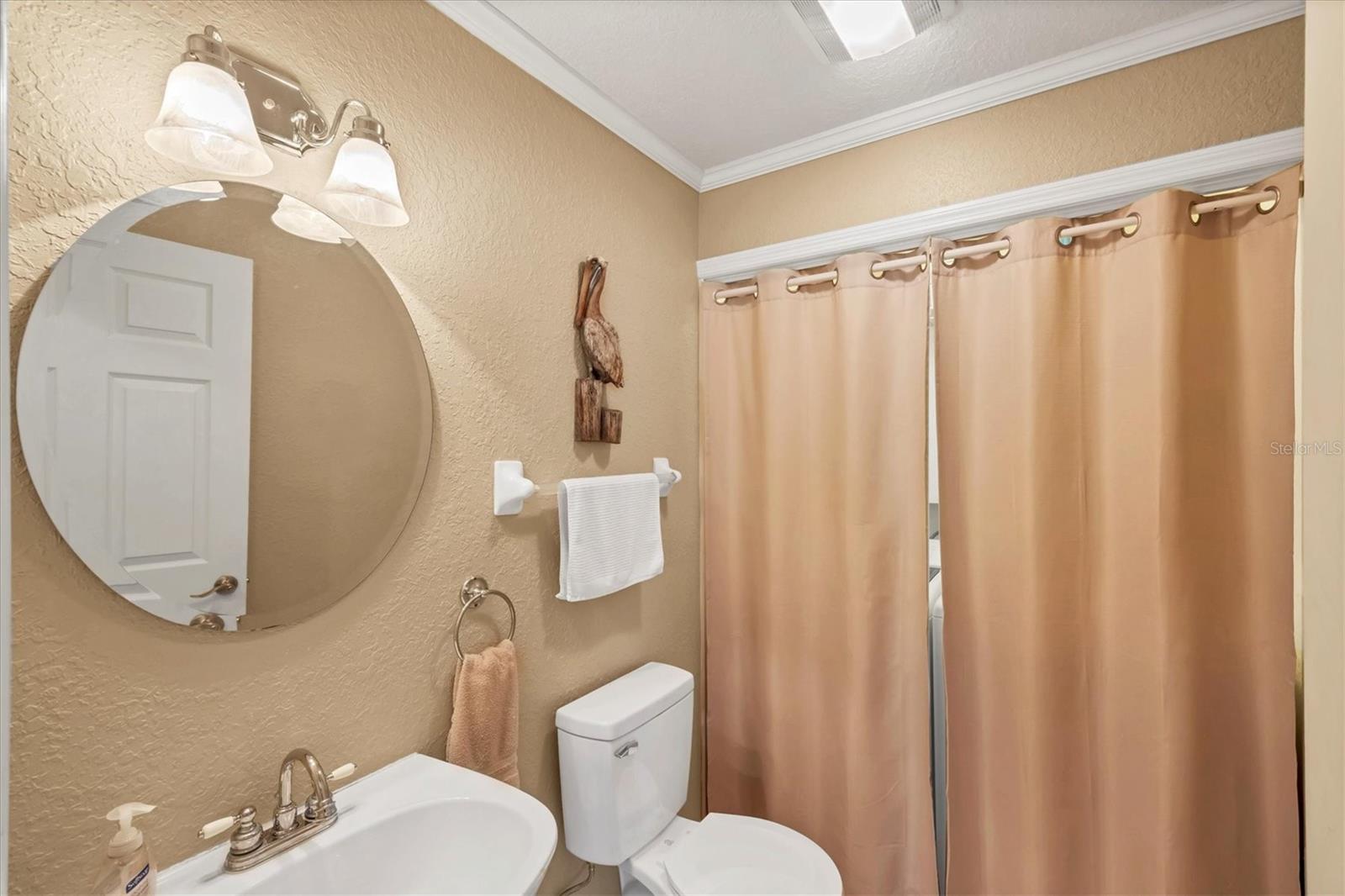 1/2 bath