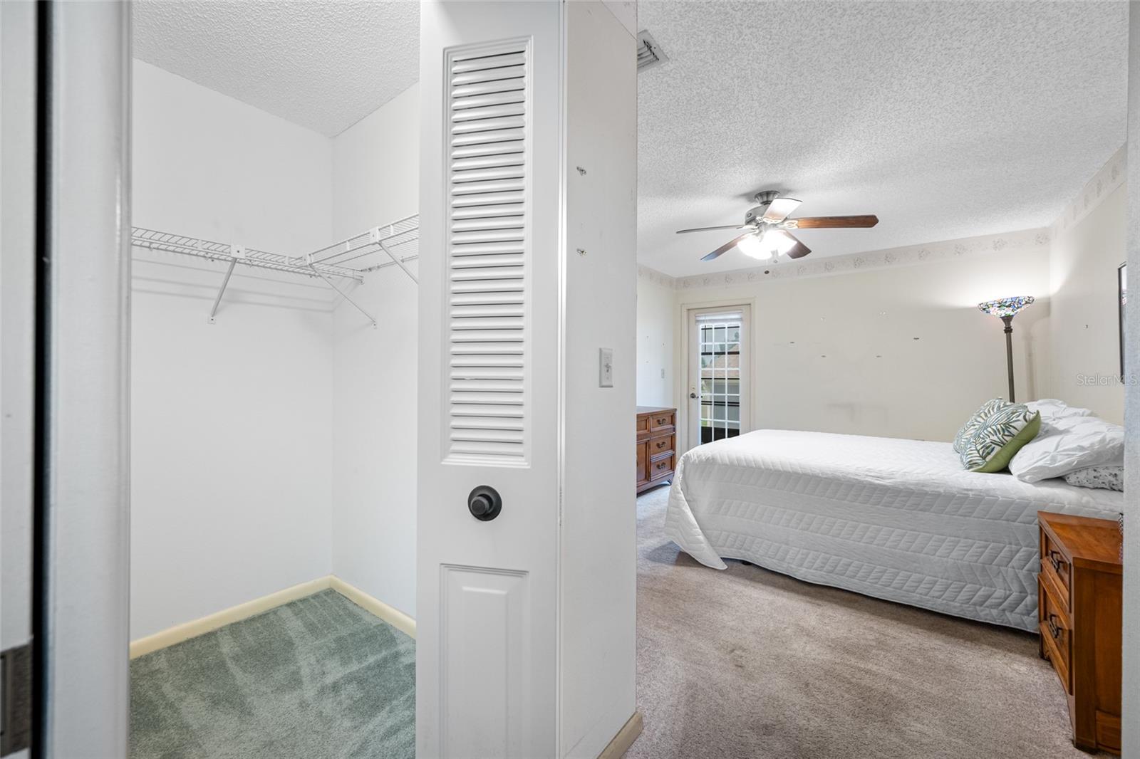 Primary Bedroom w/Large Walk In Closet