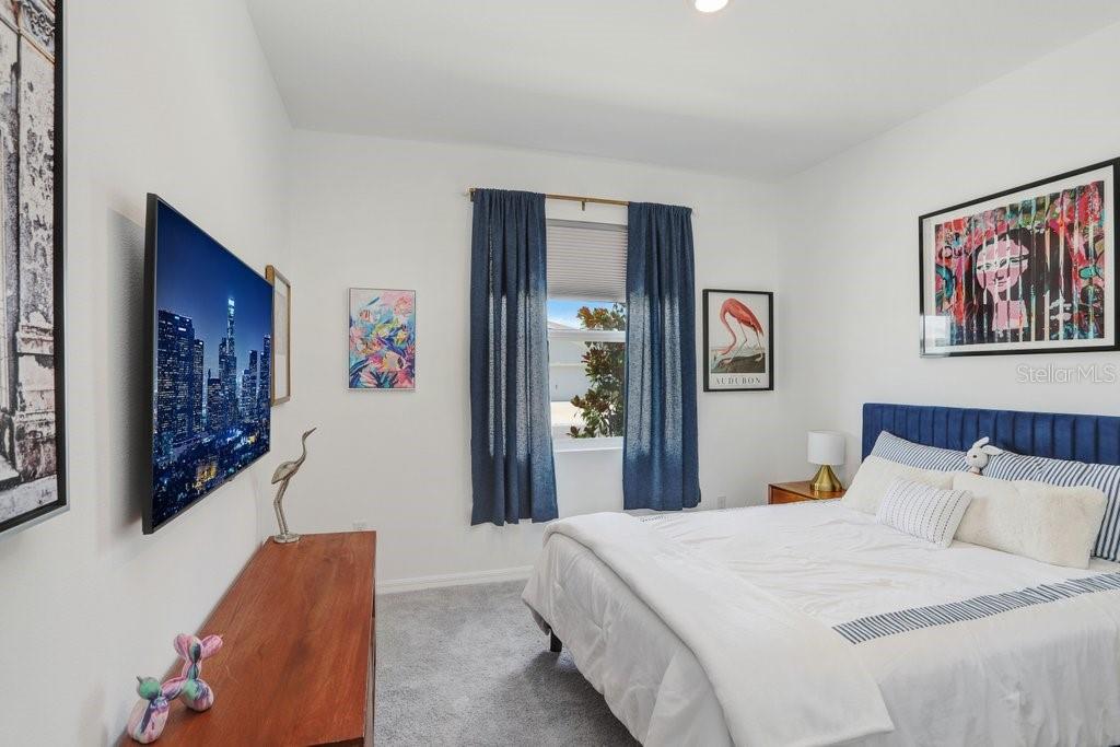 Guest bedroom