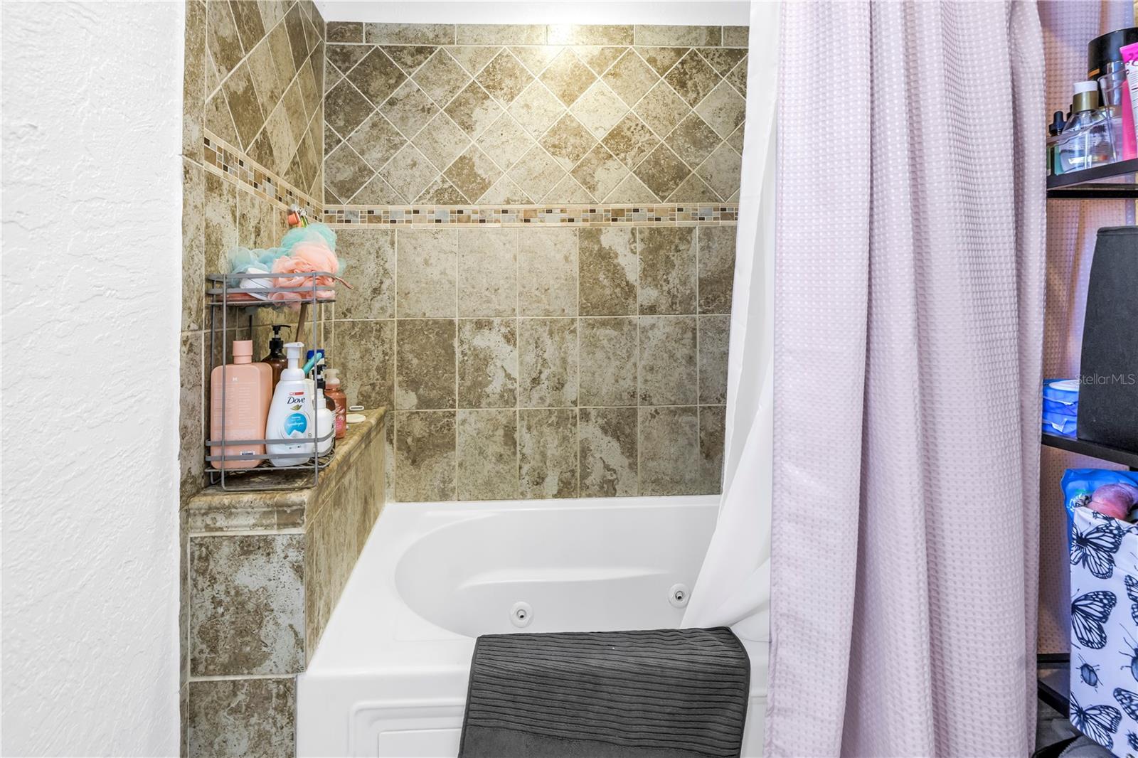 full bath, shower/tub combo