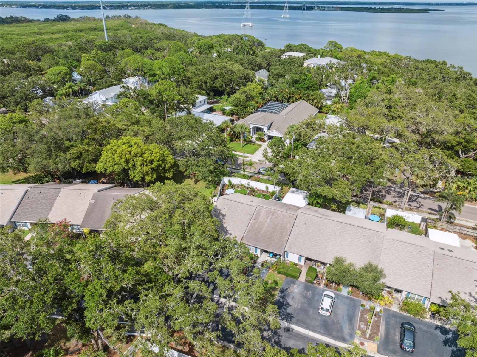 Close Proximity to Bayshore