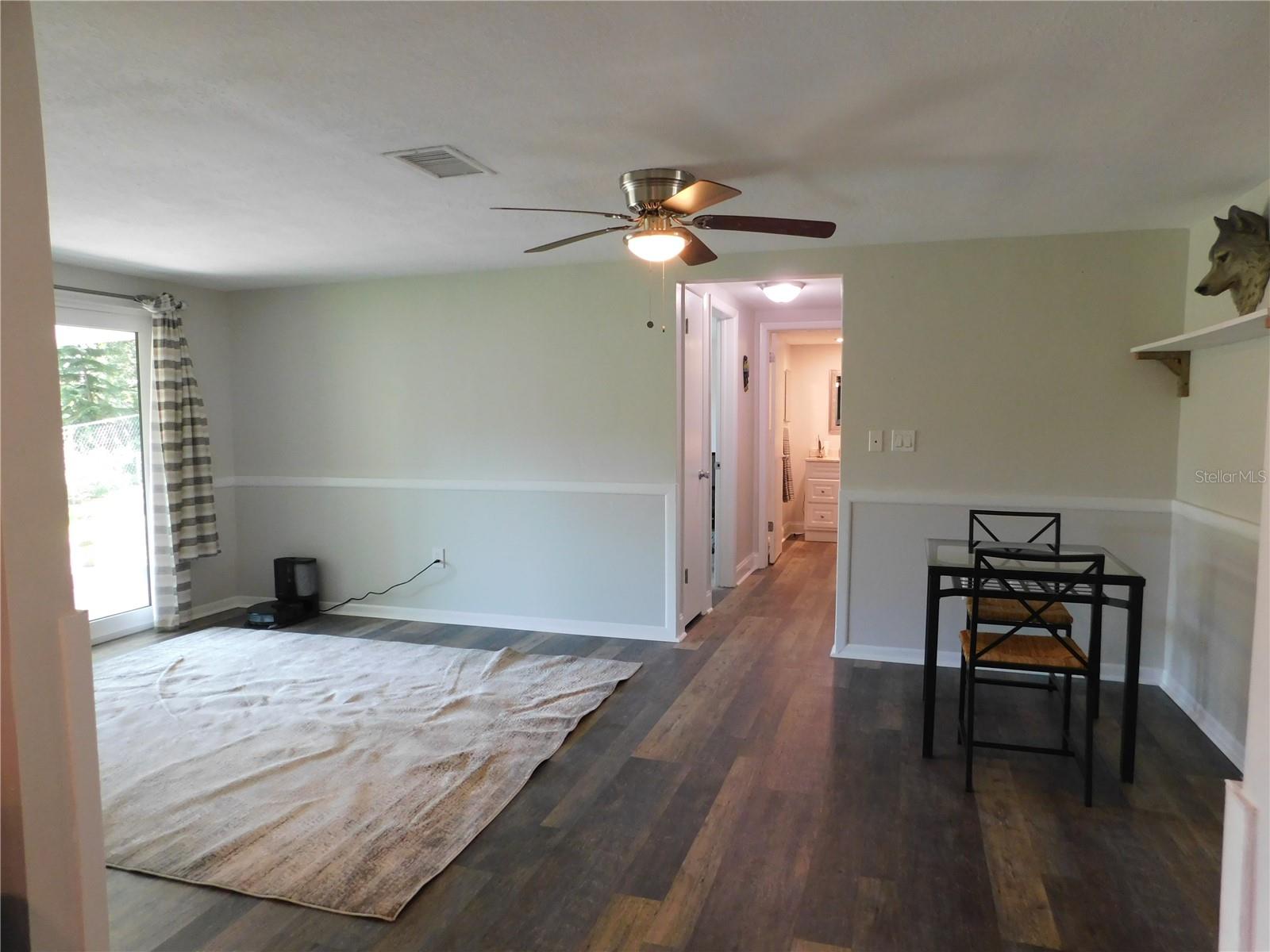 Flex Room and Dining Nook