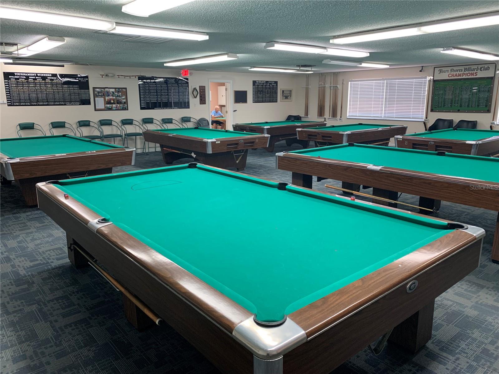 Let's Play POOL!
