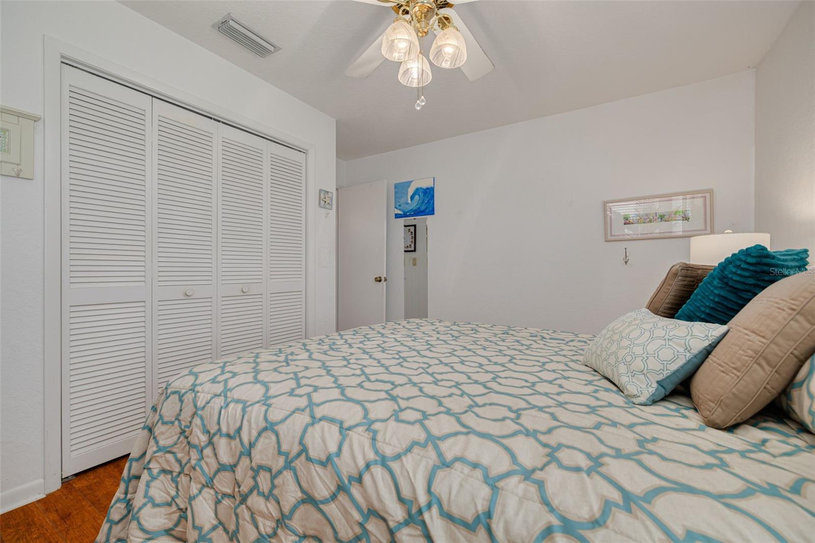Guest bedroom #2