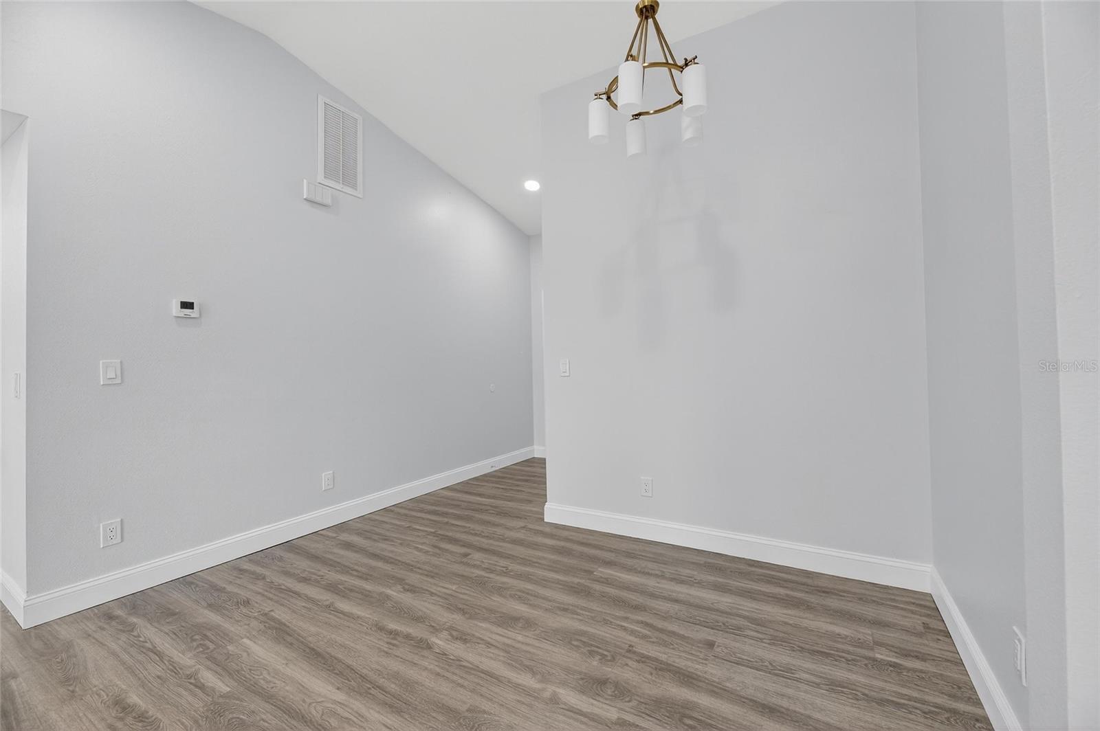 Dining Area / Entrance