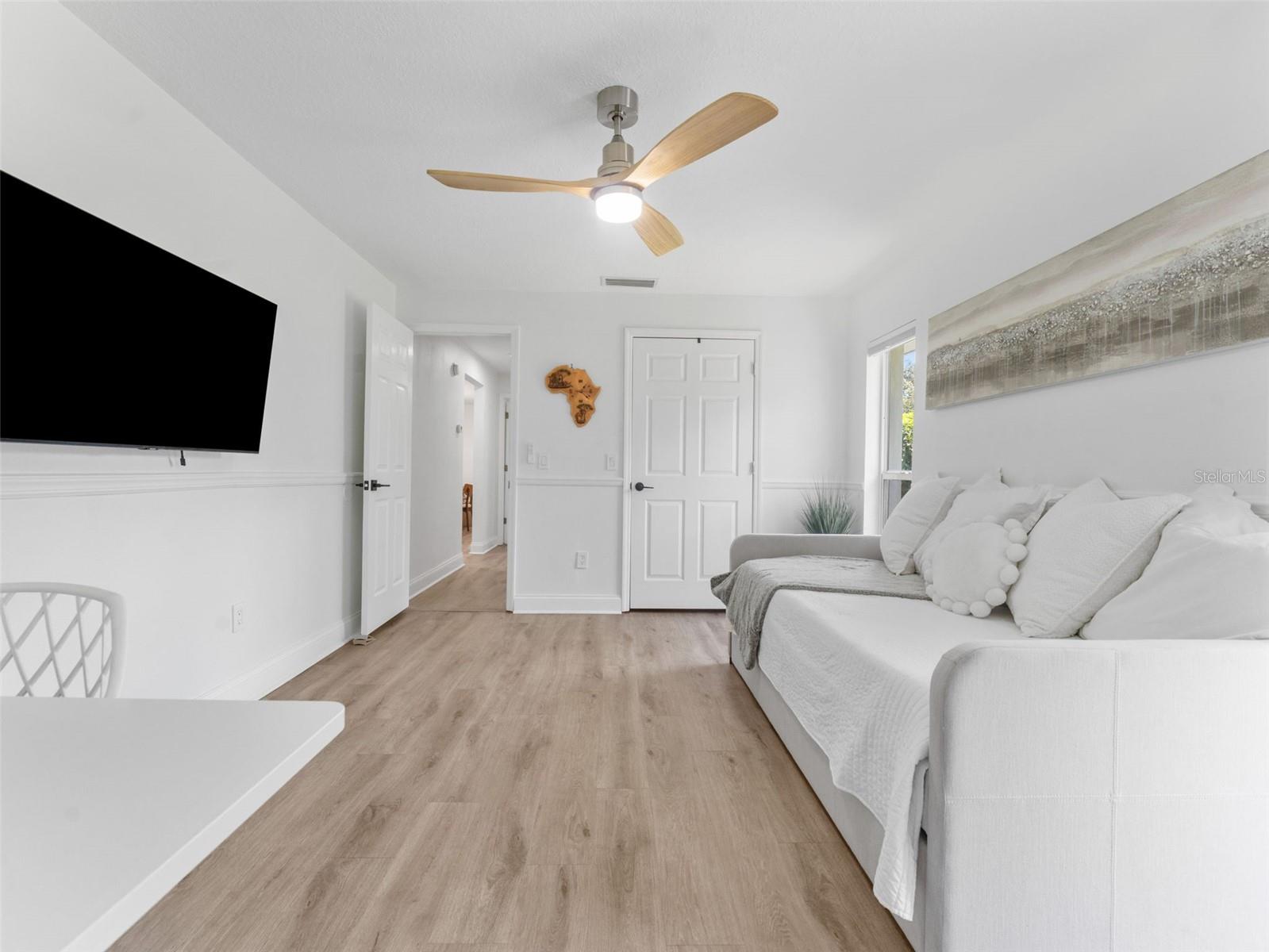 Guest Bedroom 4