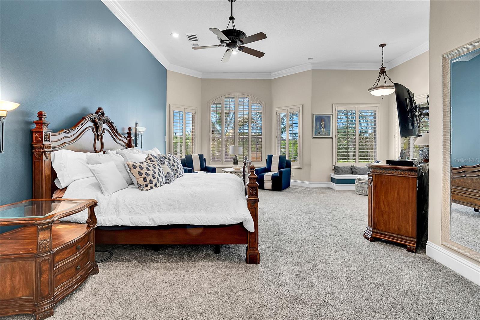 Primary suite