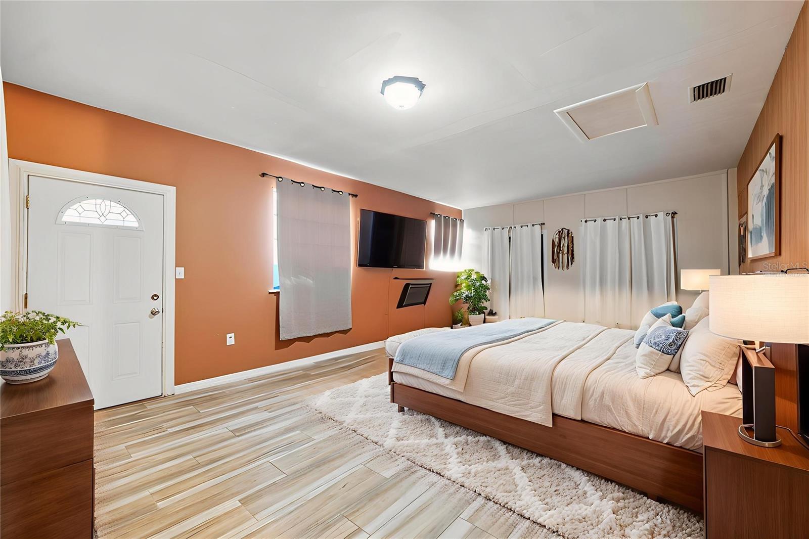 Primary Bedroom(Virtually Staged)