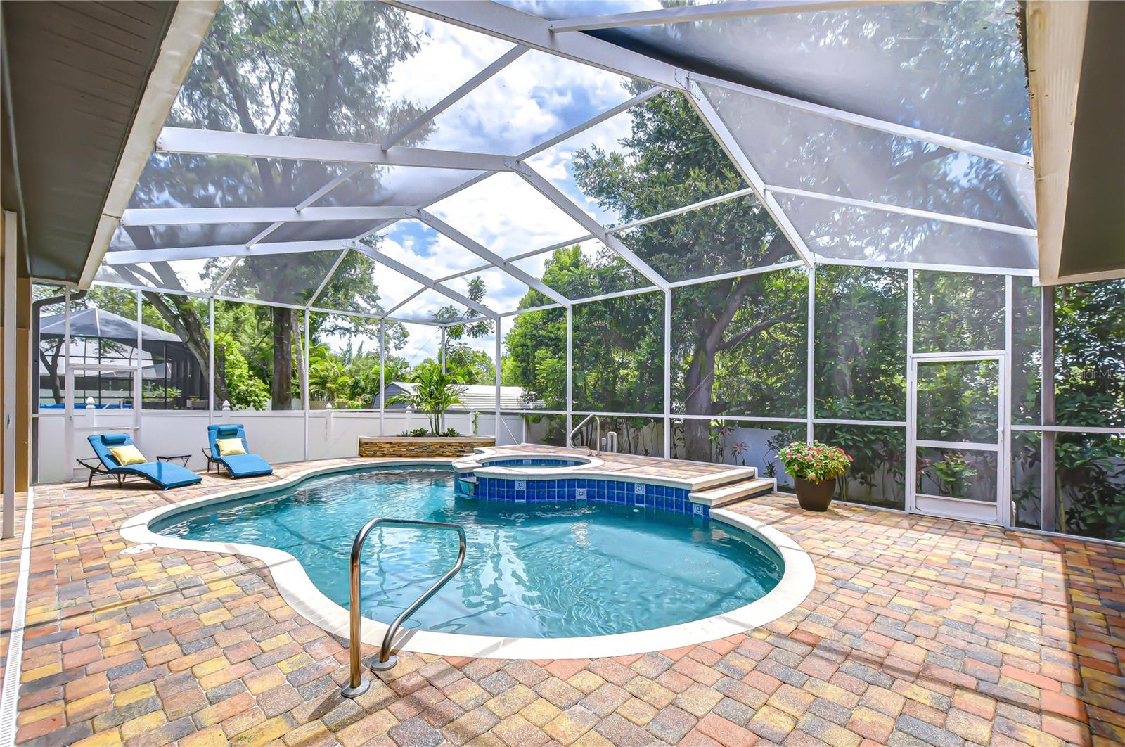 Outdoor oasis!