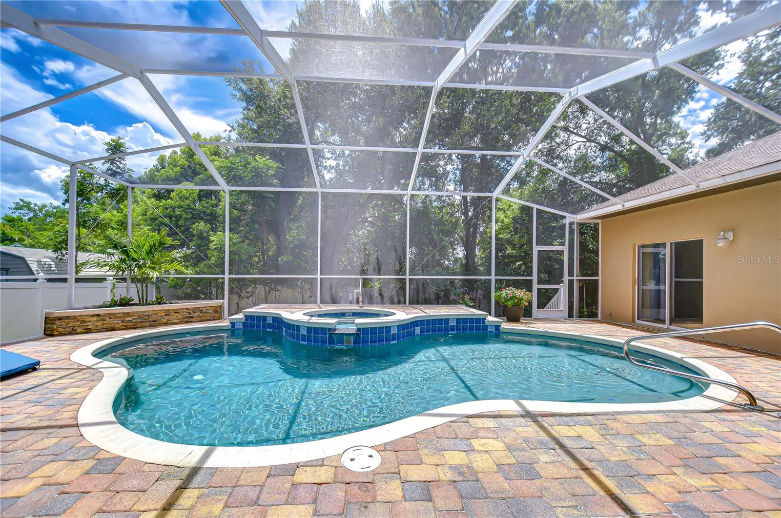 Stunning pool to enjoy year round!