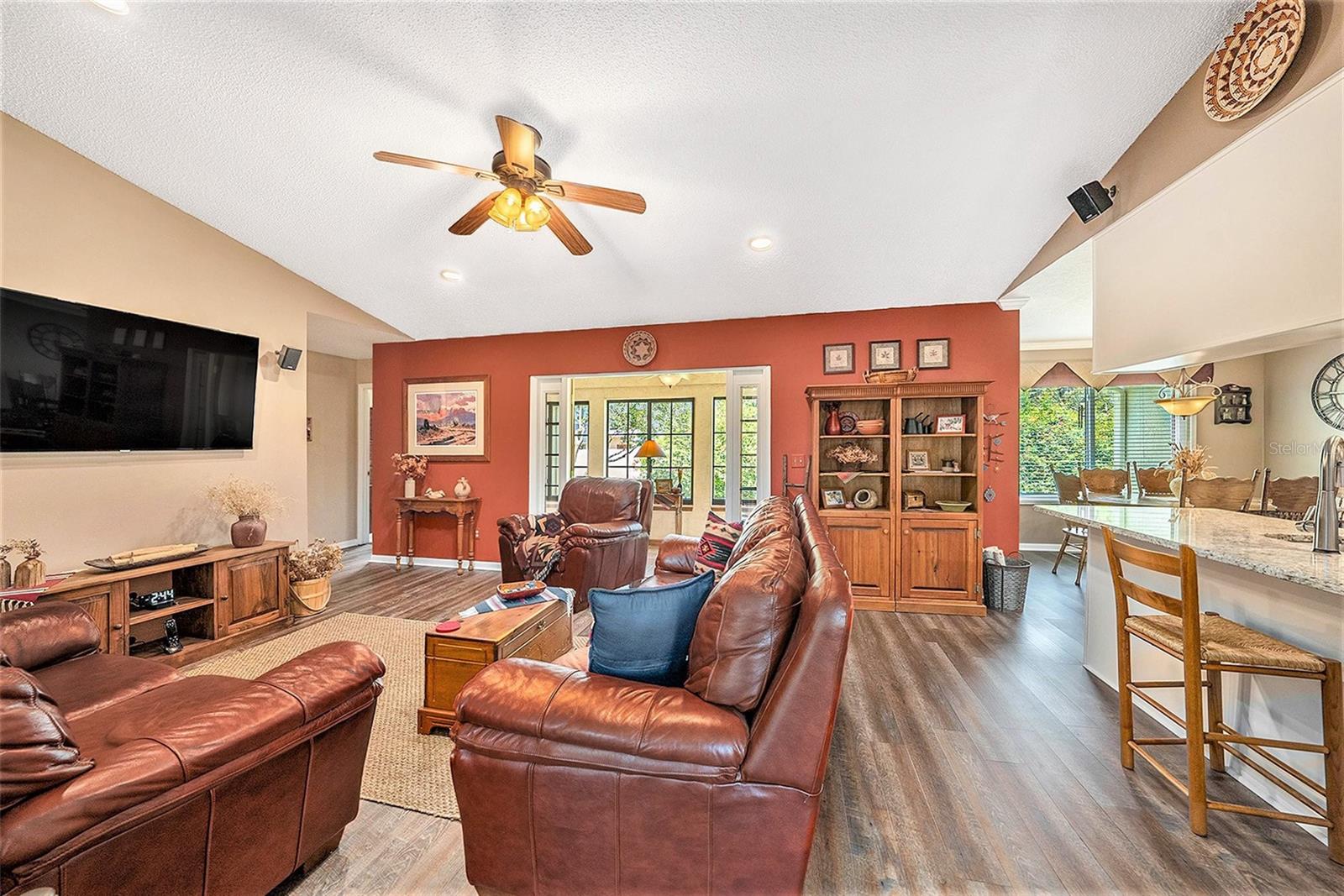 Family room 3