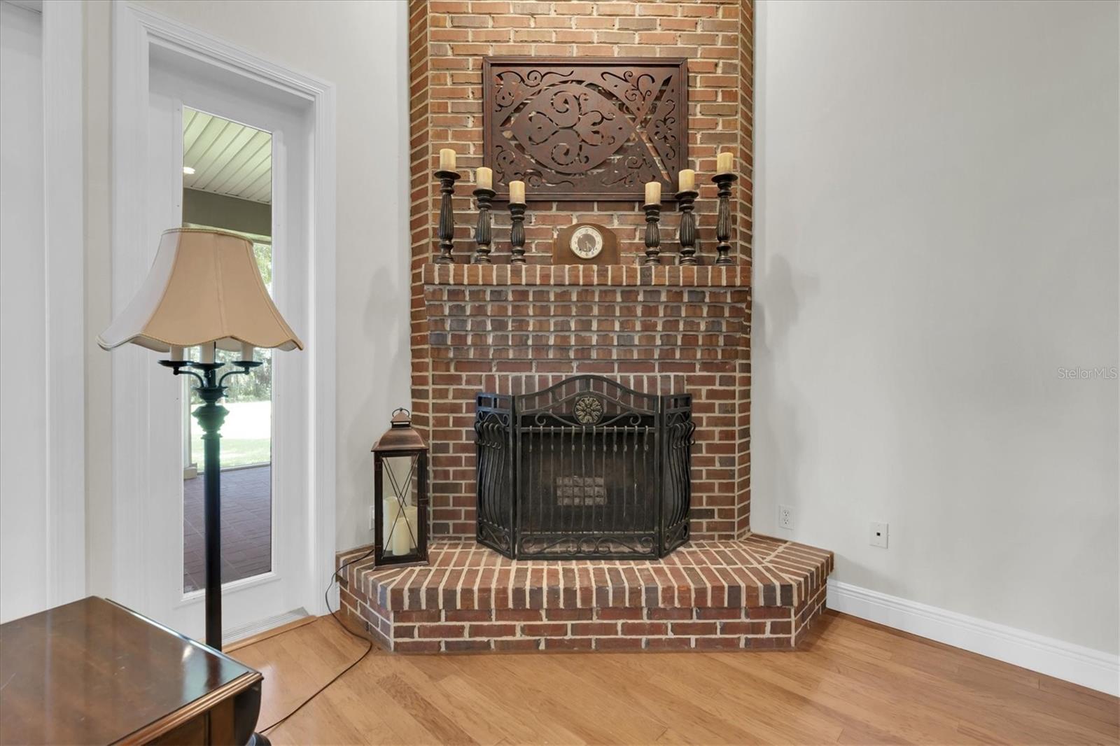 COZY WOOD BURINING FIREPLACE IN FAMILY ROOM