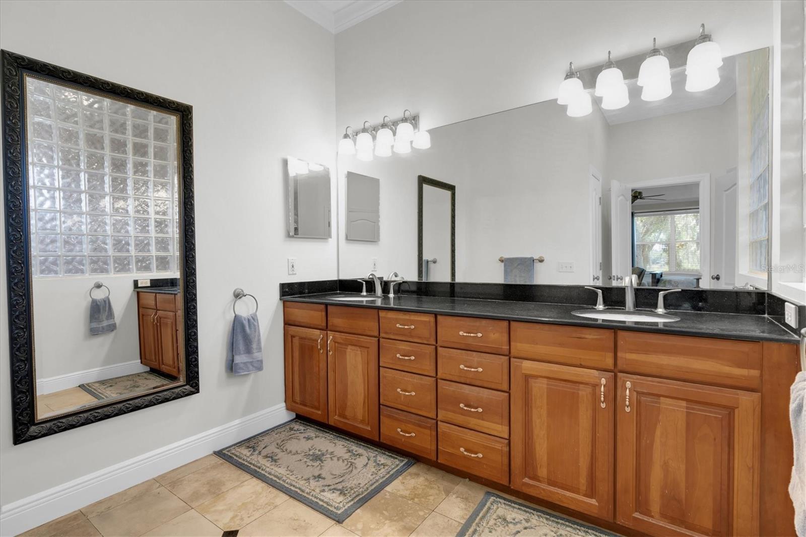 PRIMARY ENSUITE