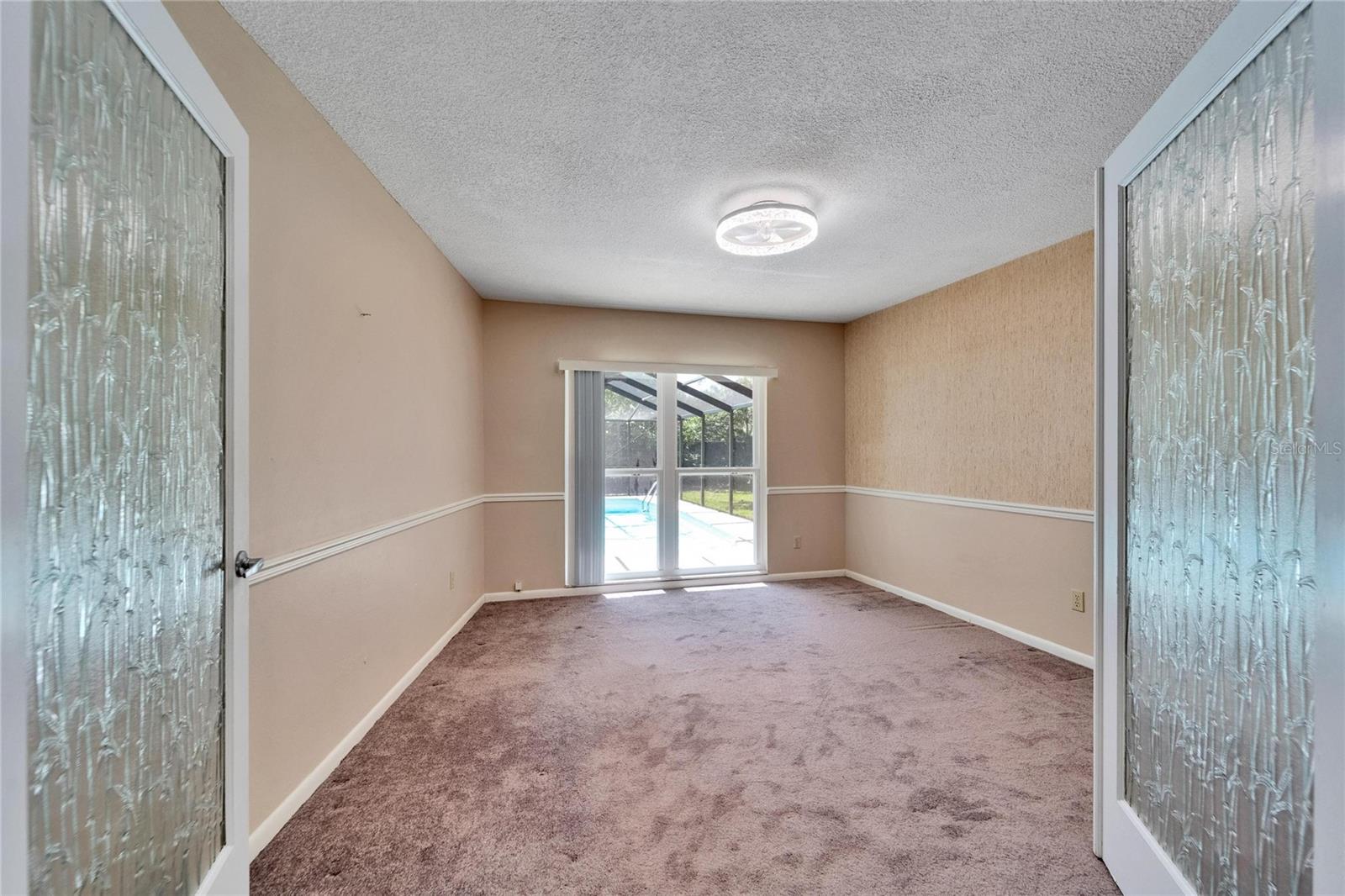 Formal Living Room or Flex Space