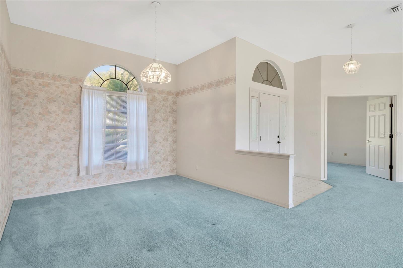 Formal Dining