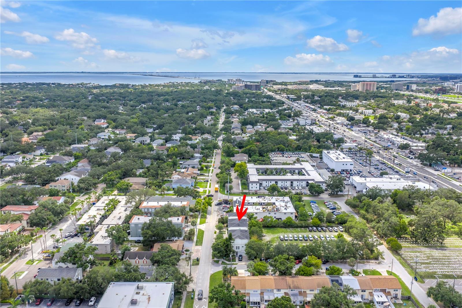 A 20 Minute Drive to Pinellas County, Just Across Tampa Bay