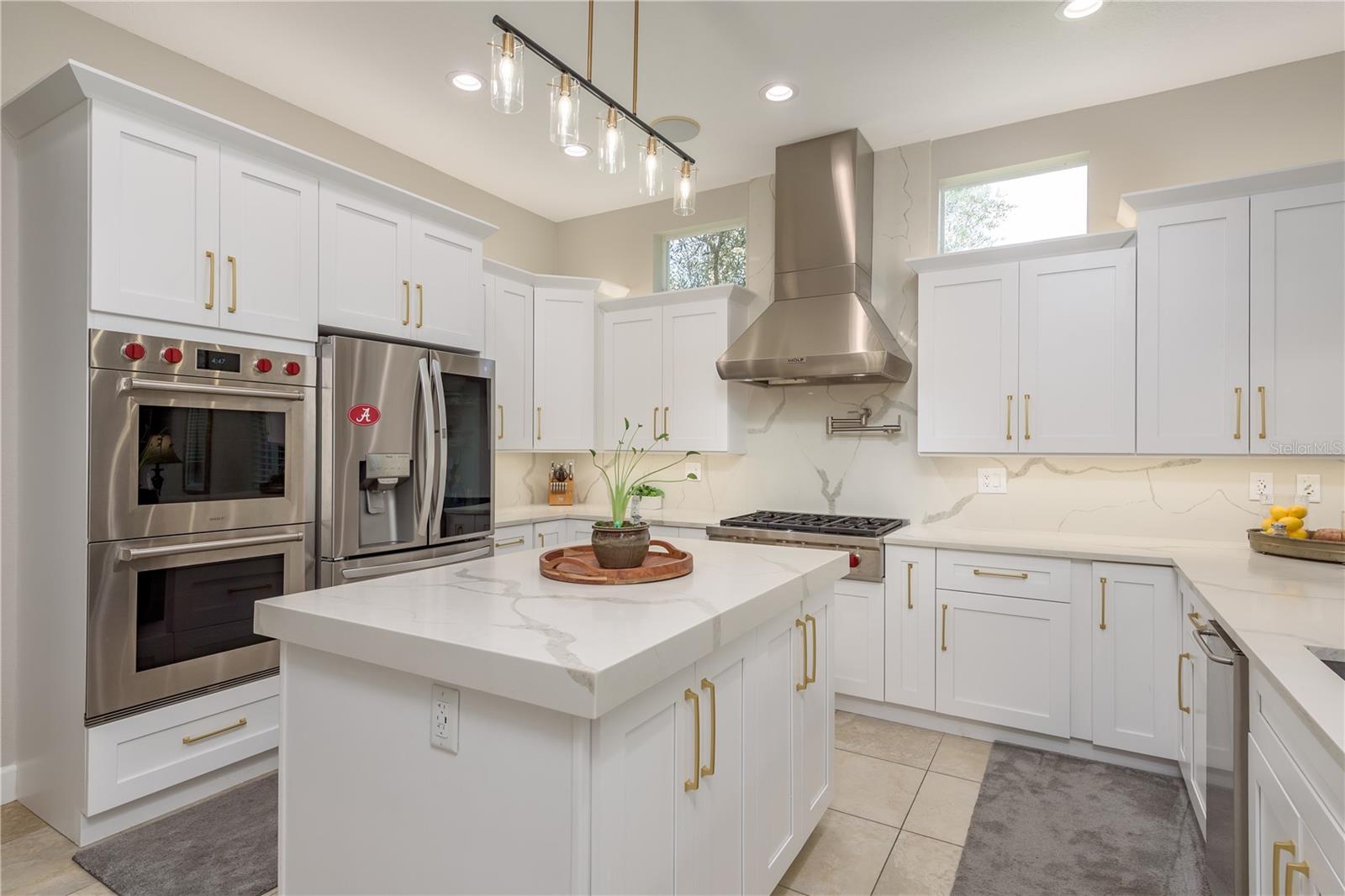Kitchen with Island