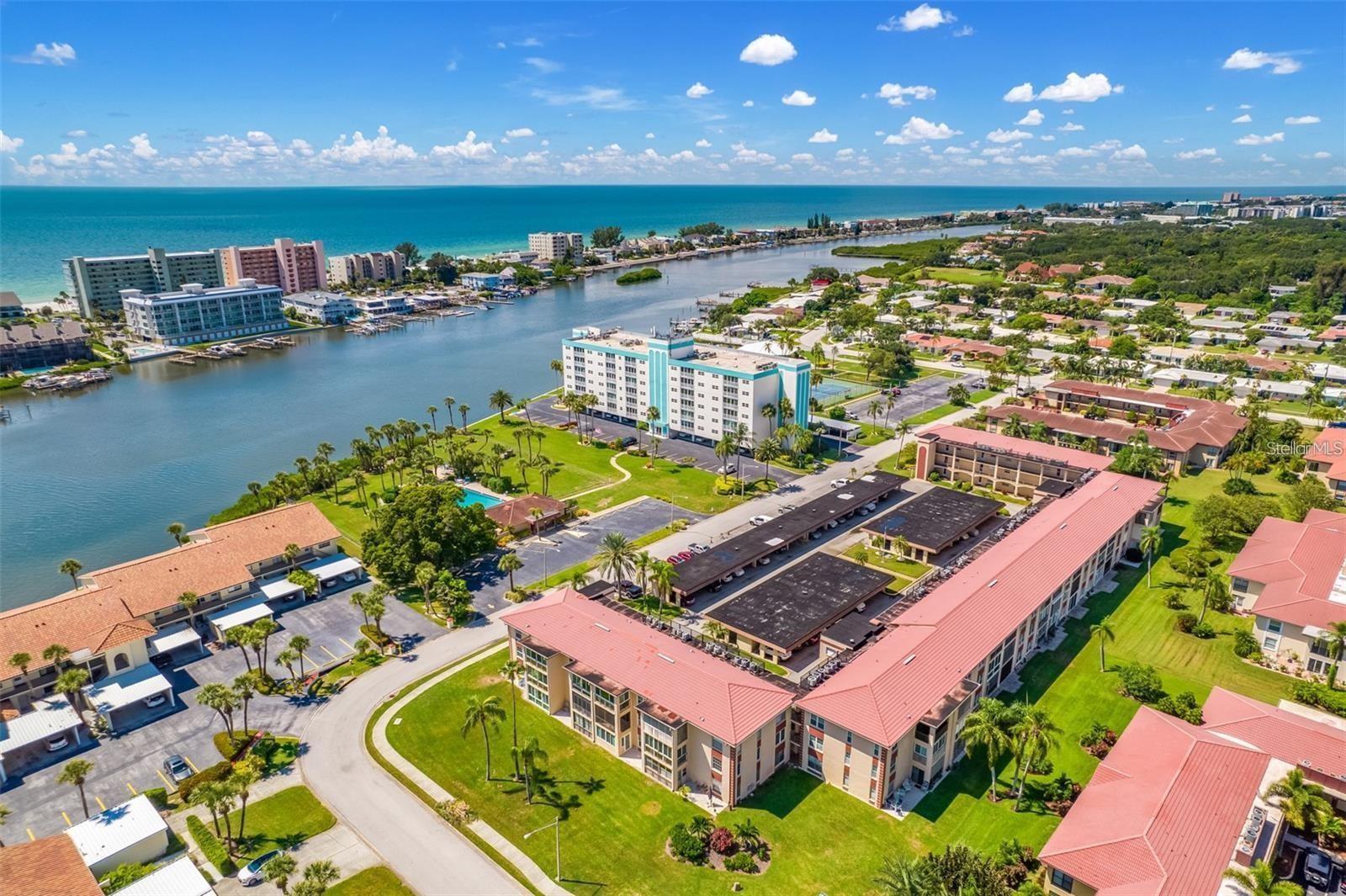 Waterfront Community with sidewalks for morning or evening walks. Country Club/Resort amenities.