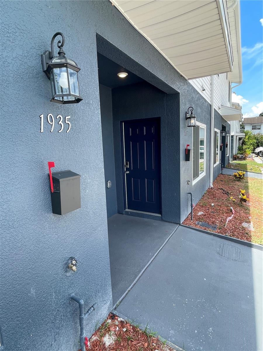 Unit Entryway