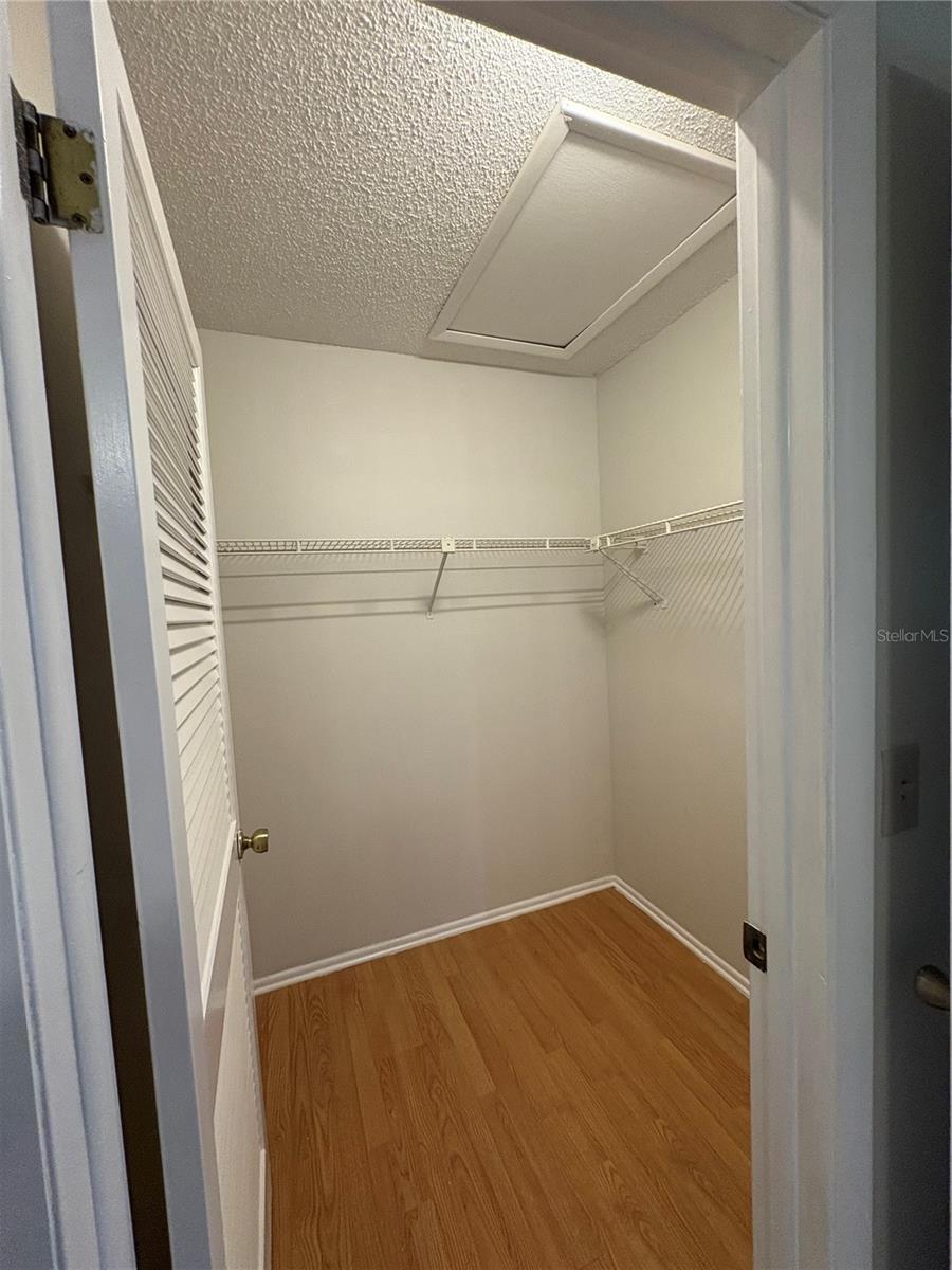 Master Walk In Closet